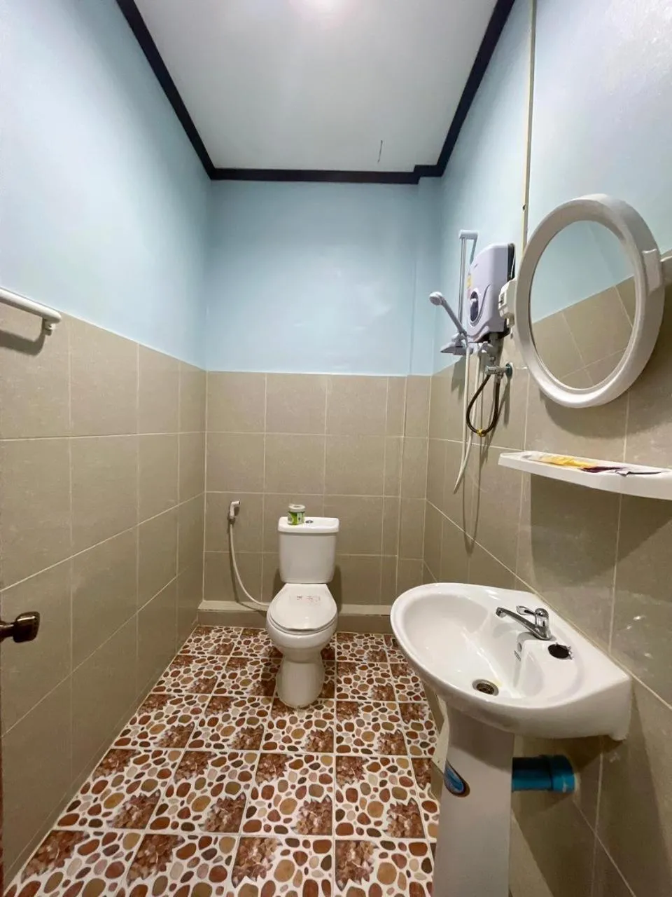 Bathroom in Smile Guesthouse VangVieng