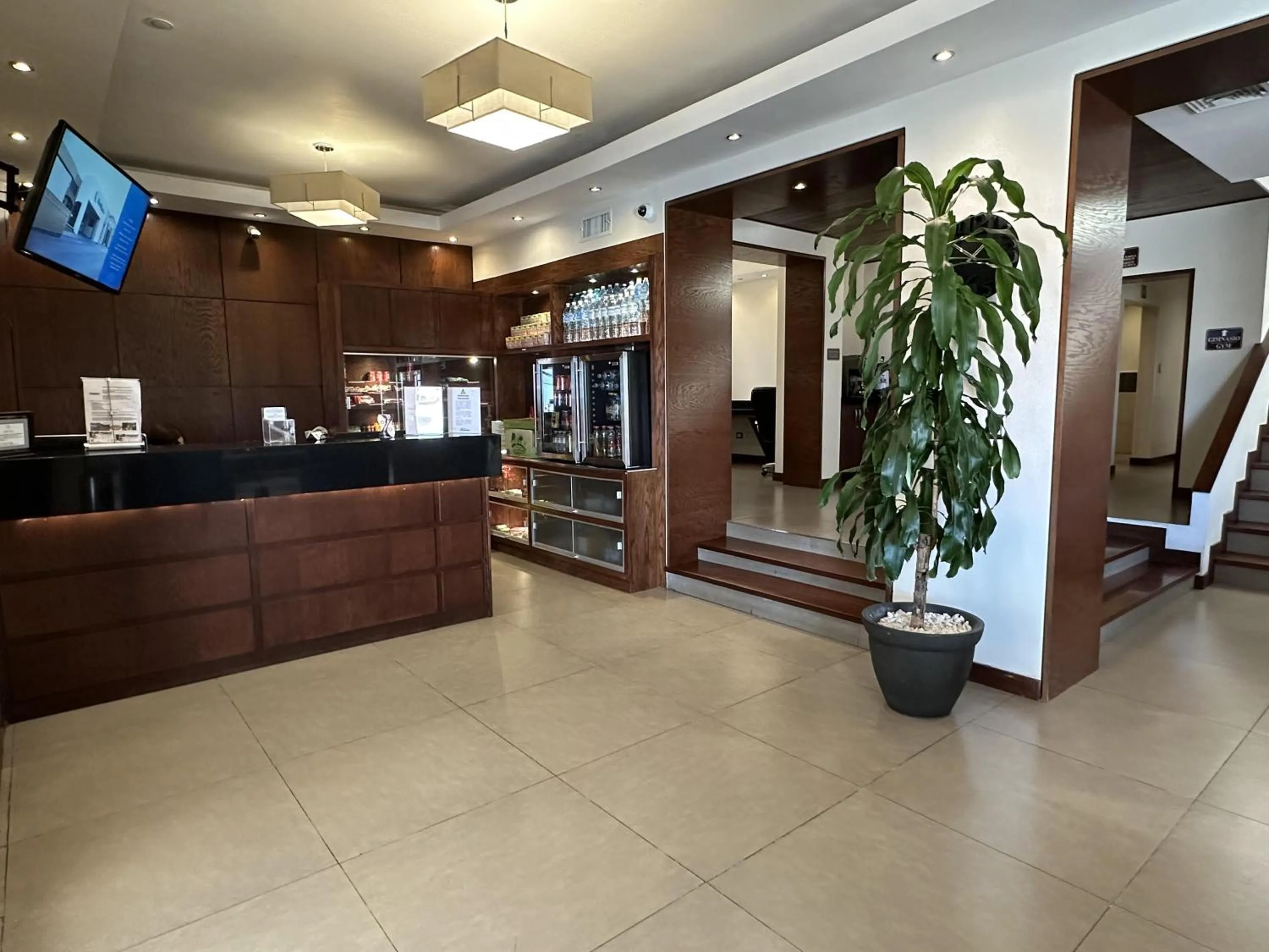 Lobby or reception in Best Western Cumbres Inn Cd. Cuauhtemoc