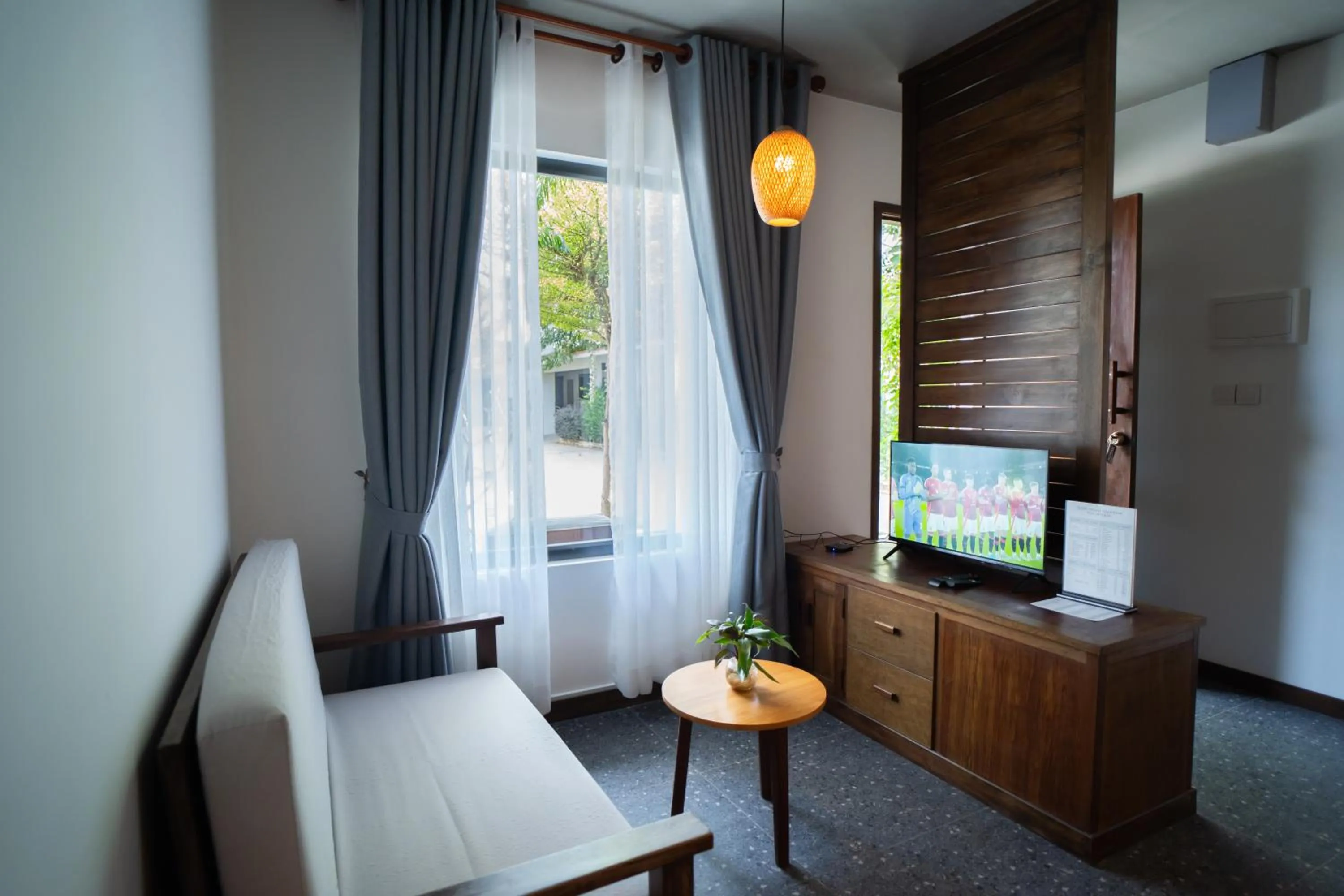 Communal lounge/ TV room in Apartment Green Amazon