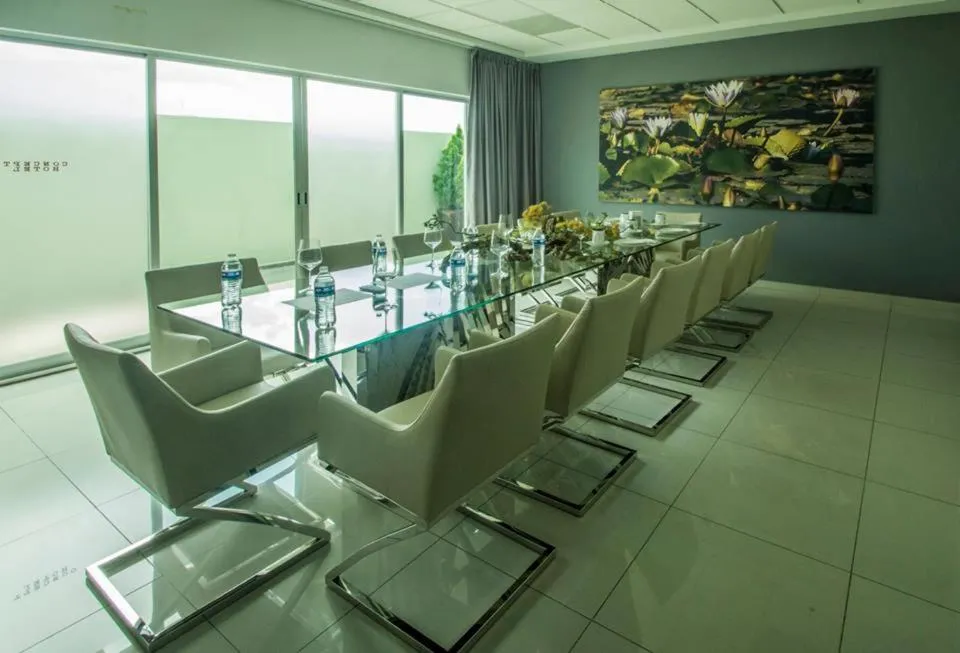 Concept Hotel - Centro Zamora