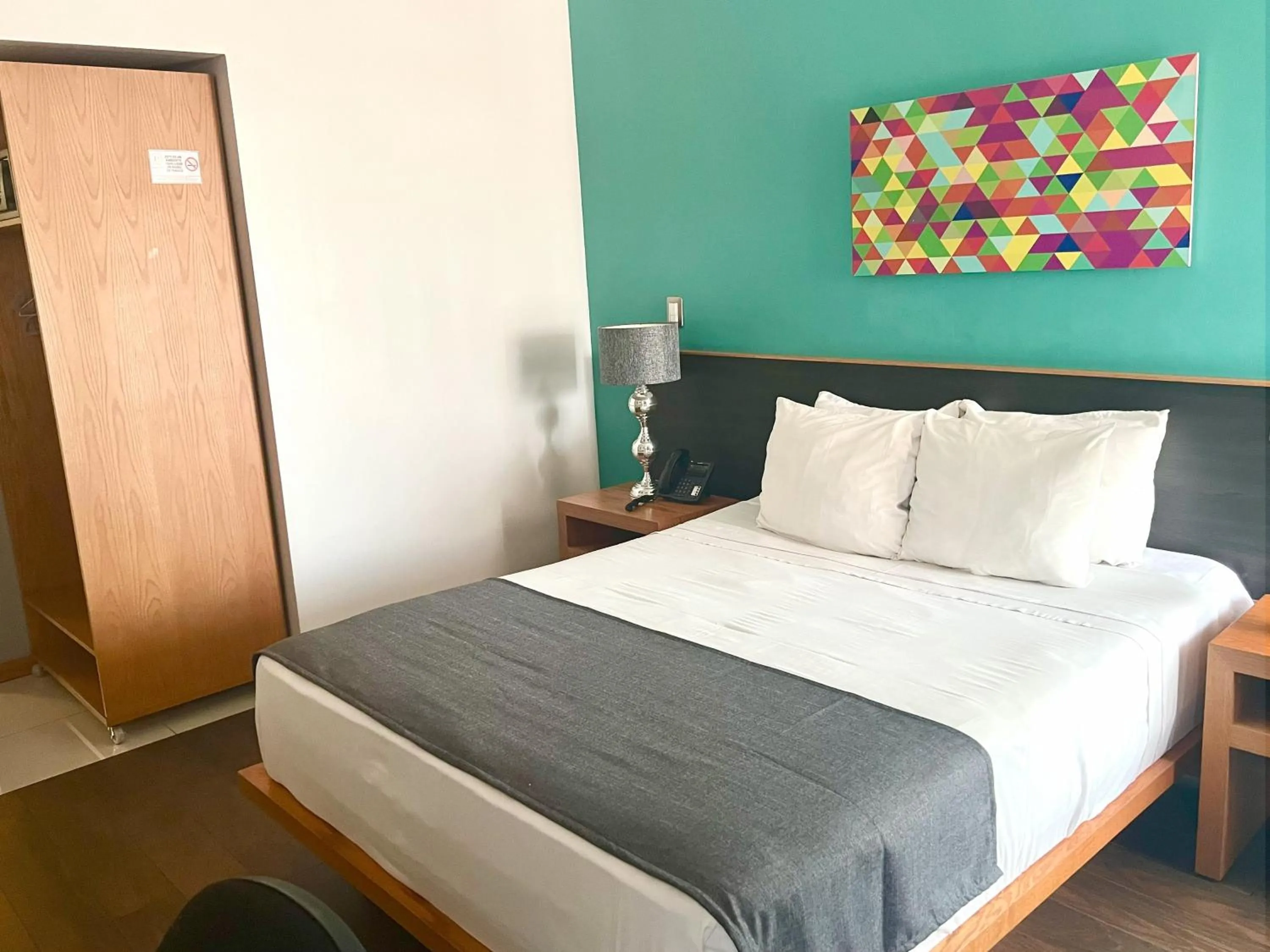 Bed in Concept Hotel - Centro Zamora