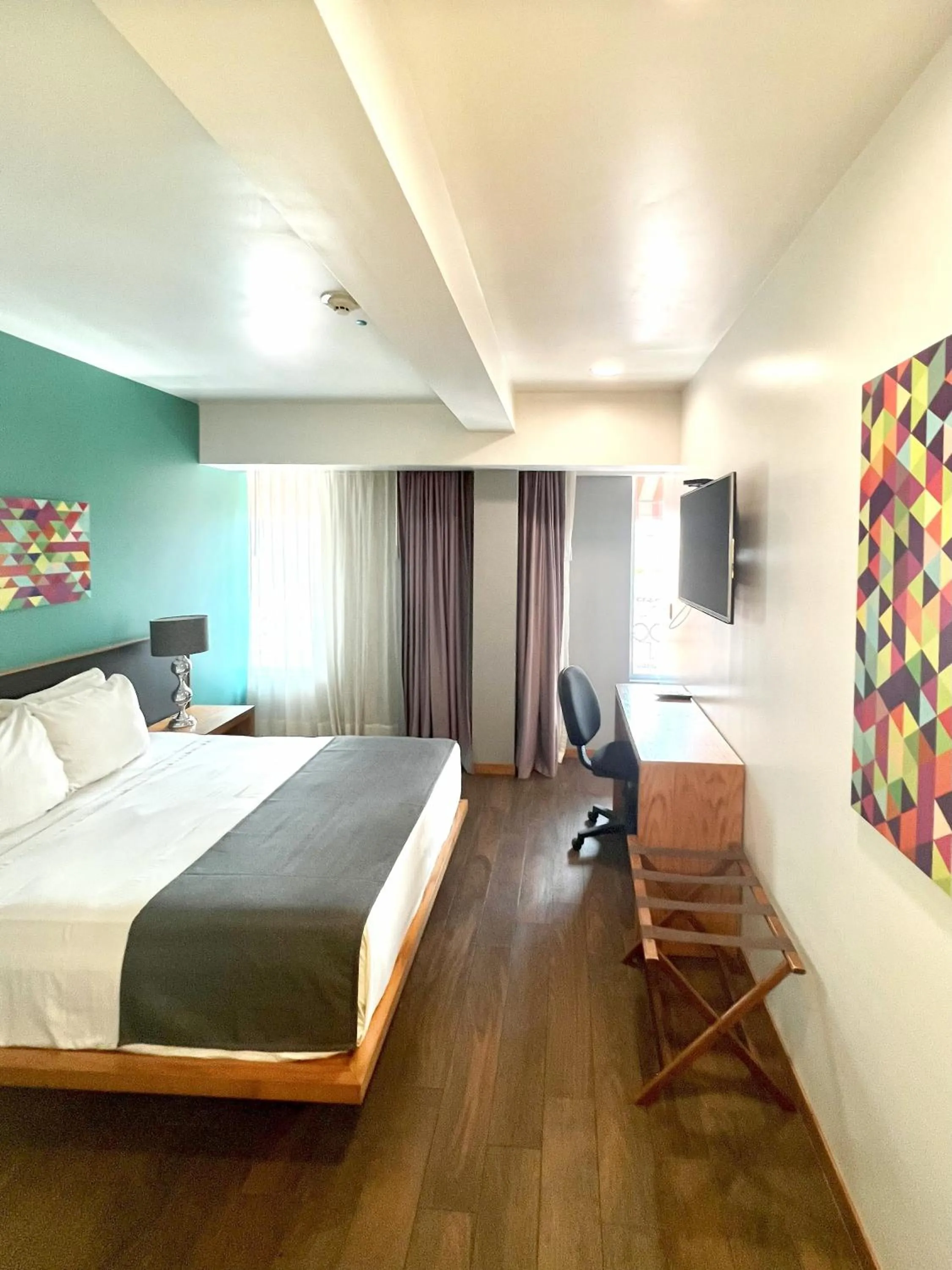 TV and multimedia, Bed in Concept Hotel - Centro Zamora