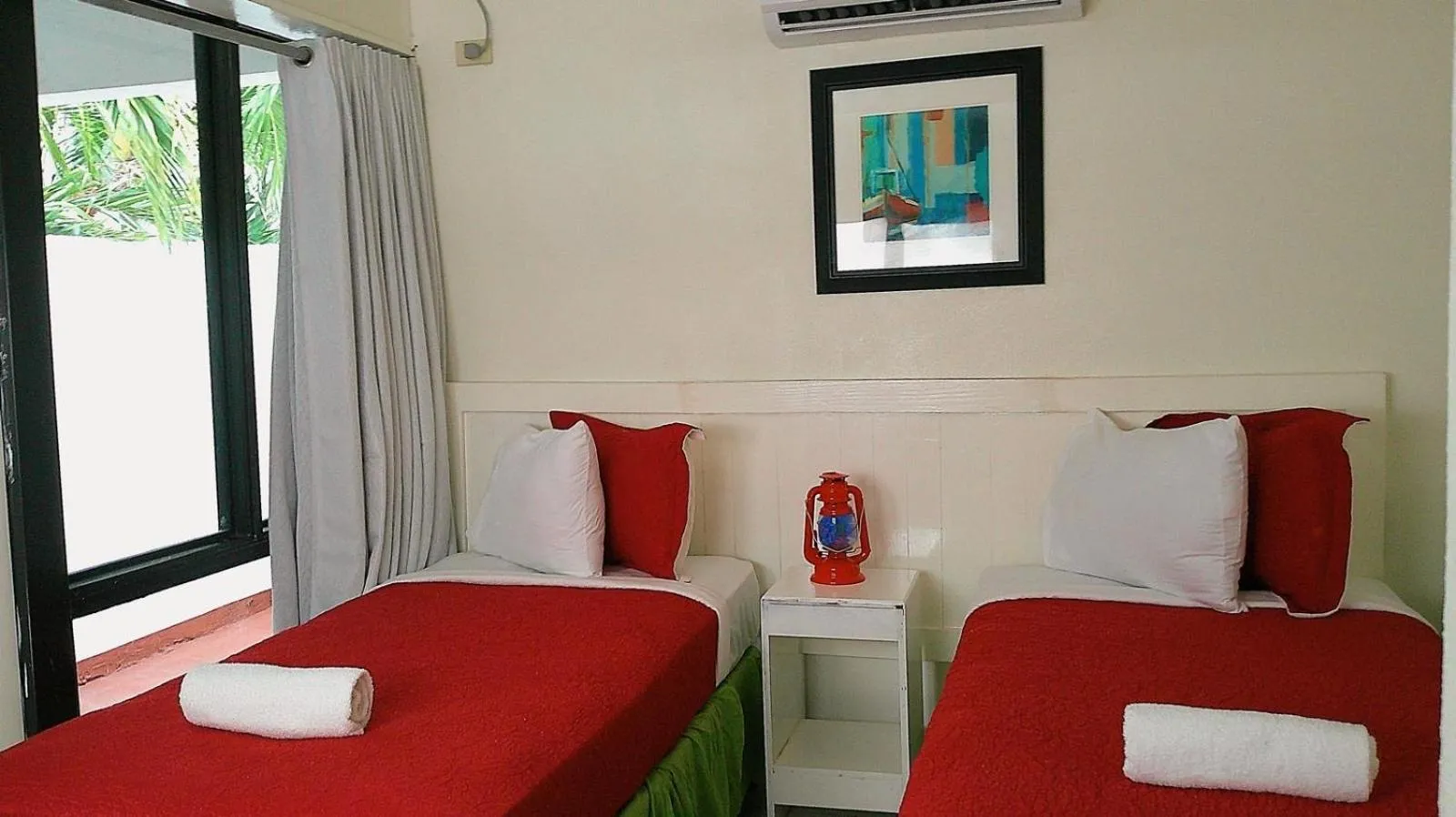 Small Twin Room in The Island Garden Hotel