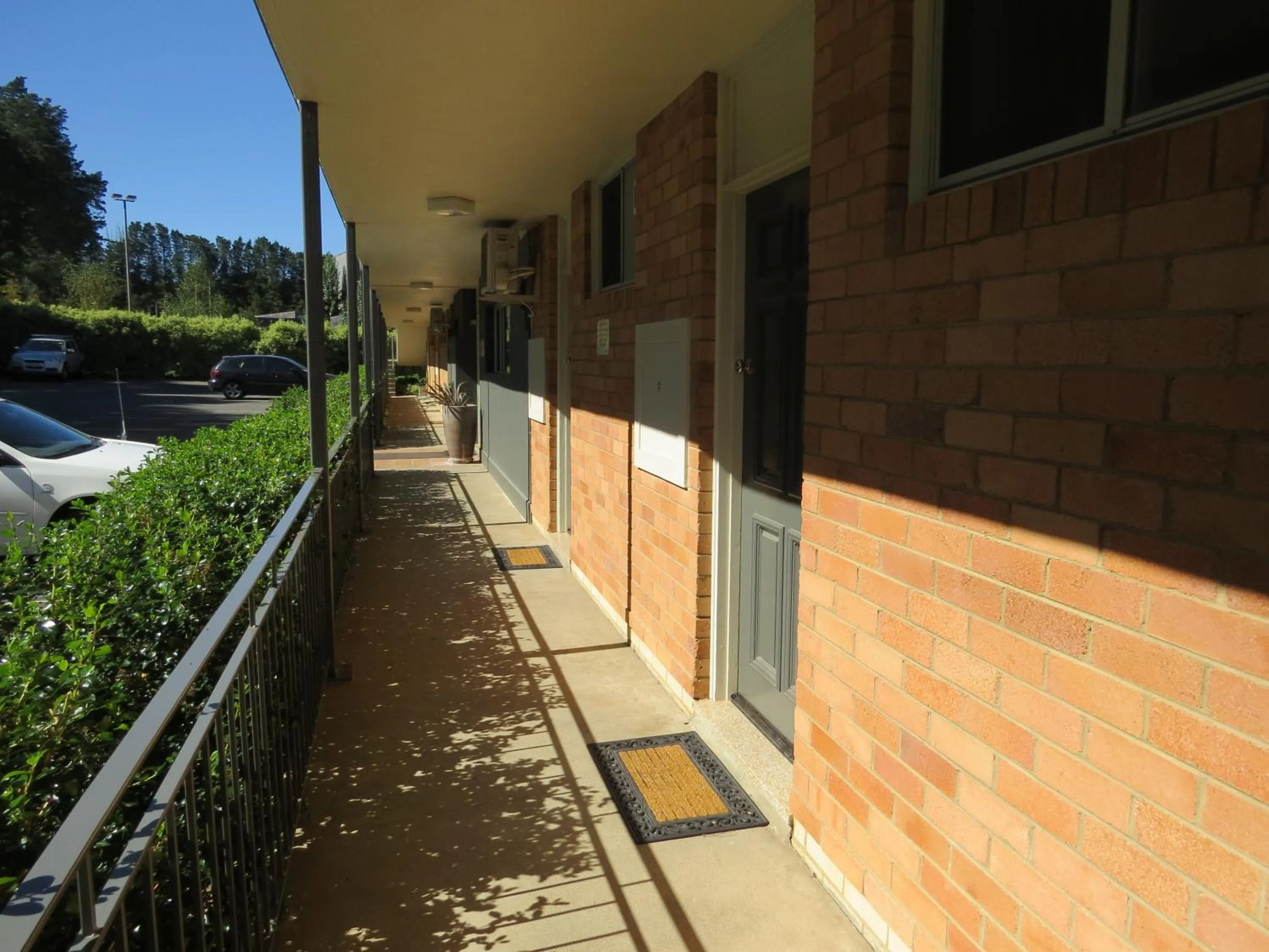 Facade/entrance in Golfview Lodge