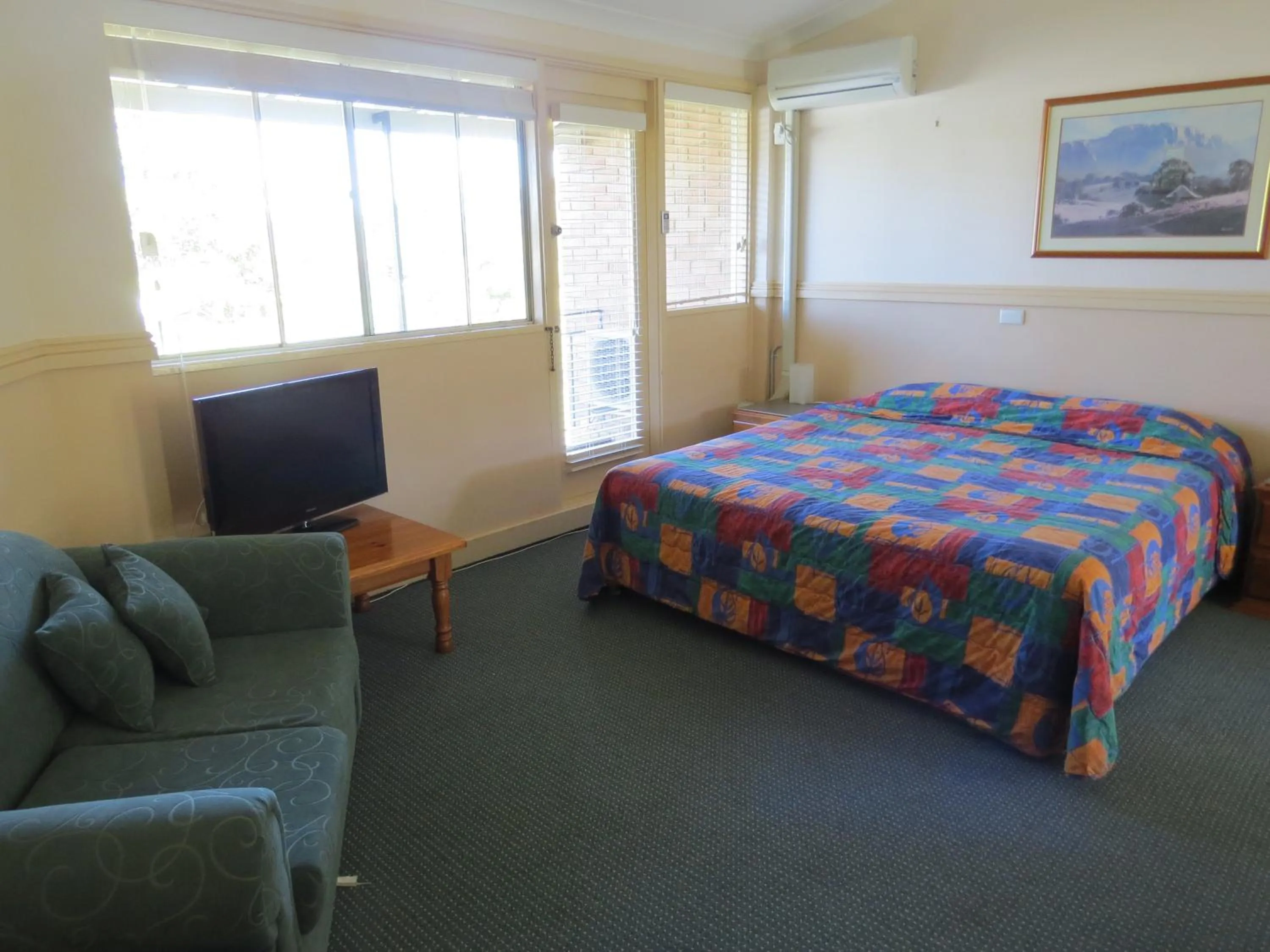 Day, Bed in Golfview Lodge