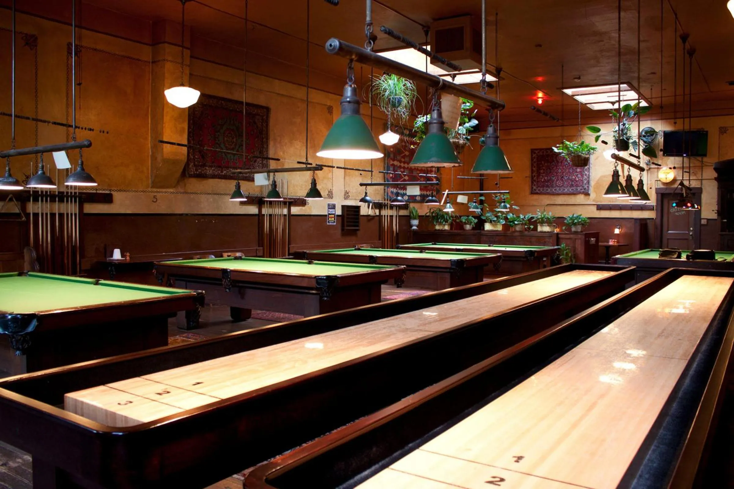 Billiard in McMenamins Olympic Club