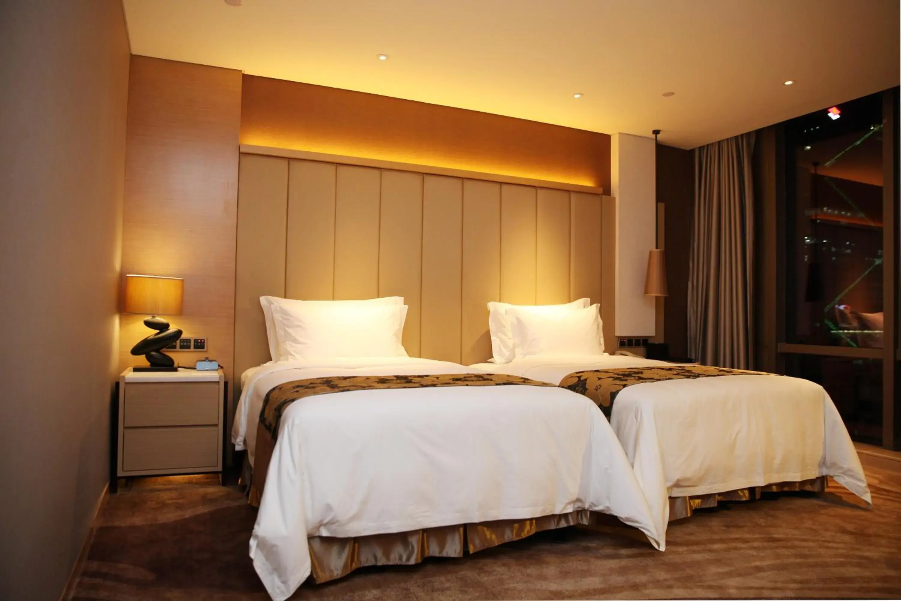 Superior Twin Room in Shenzhen Futian Wyndham Grand Superior Twin Room in Shenzhen Futian Wyndham Grand
