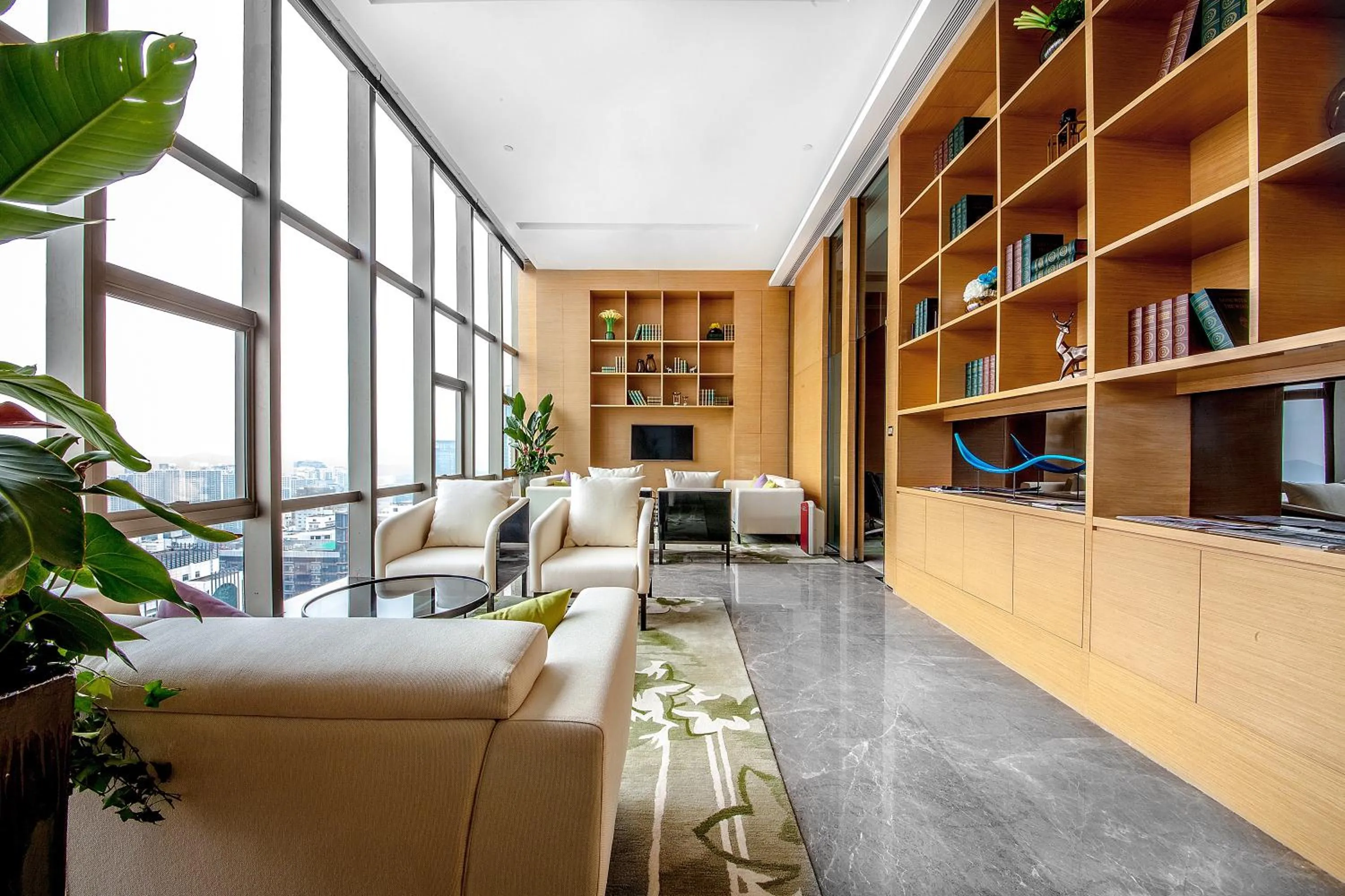 Lounge or bar in Shenzhen Futian Wyndham Grand