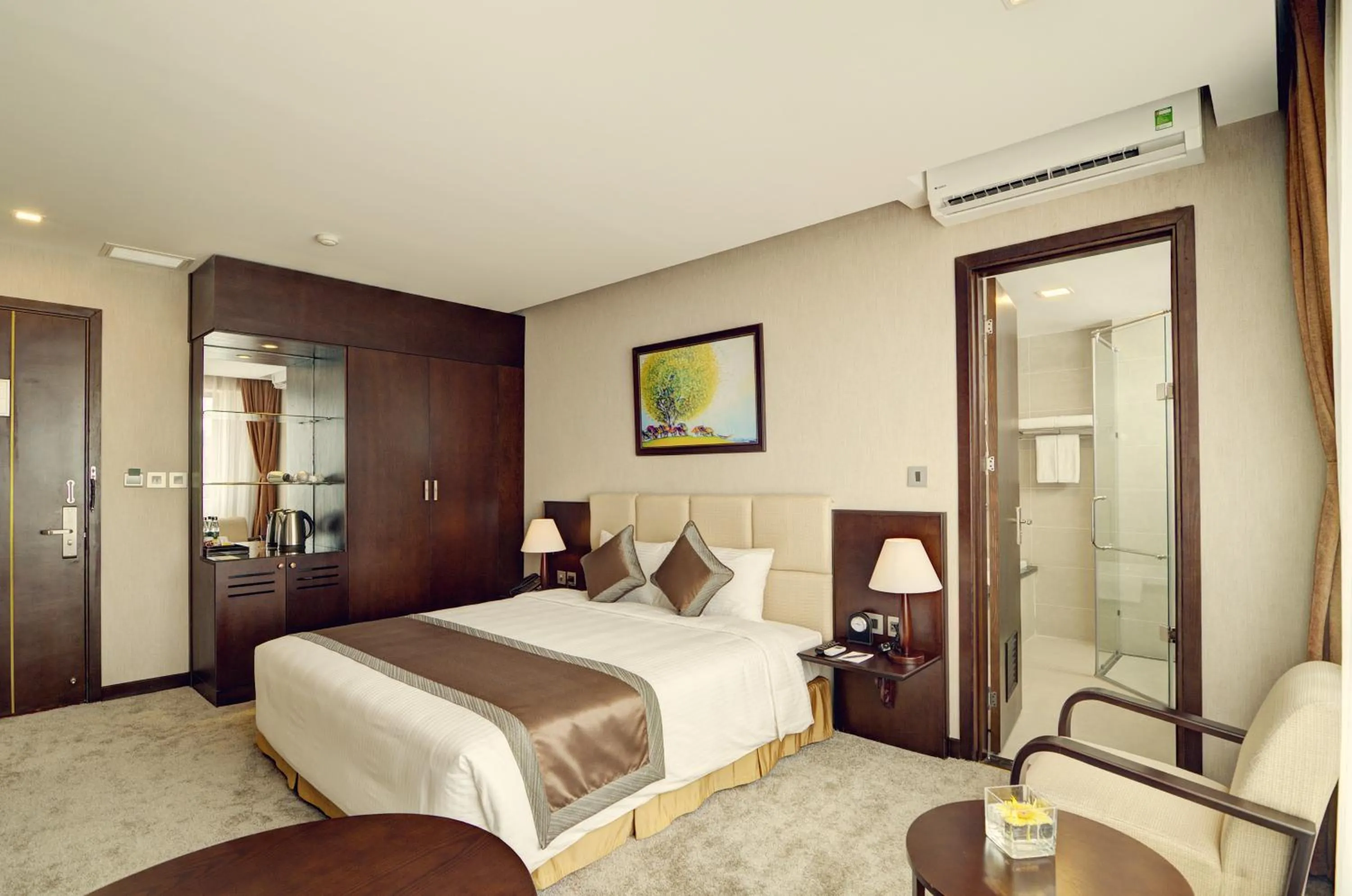 Bed in Muong Thanh Hanoi Centre Hotel