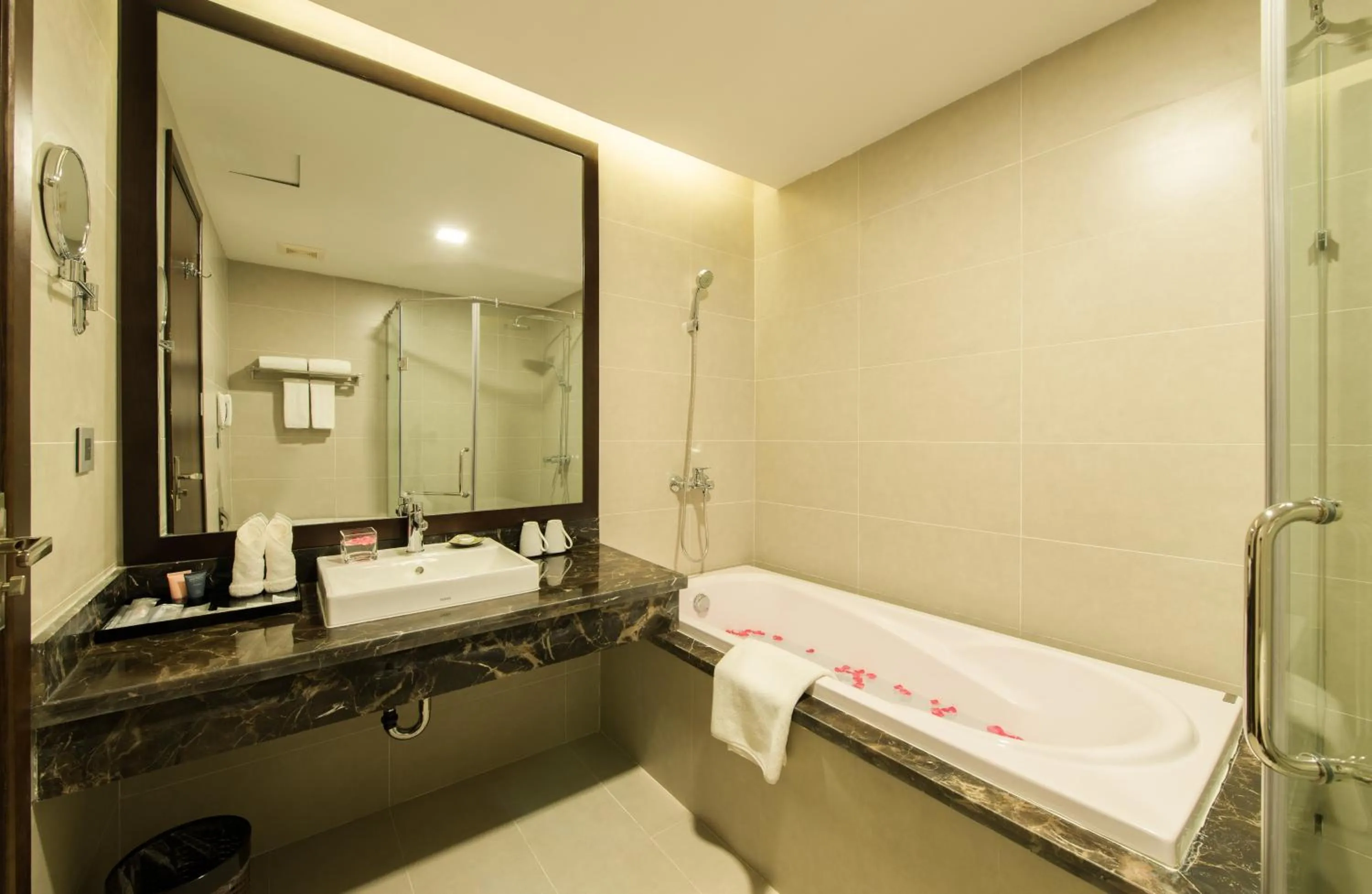 Muong Thanh Hanoi Centre Hotel
