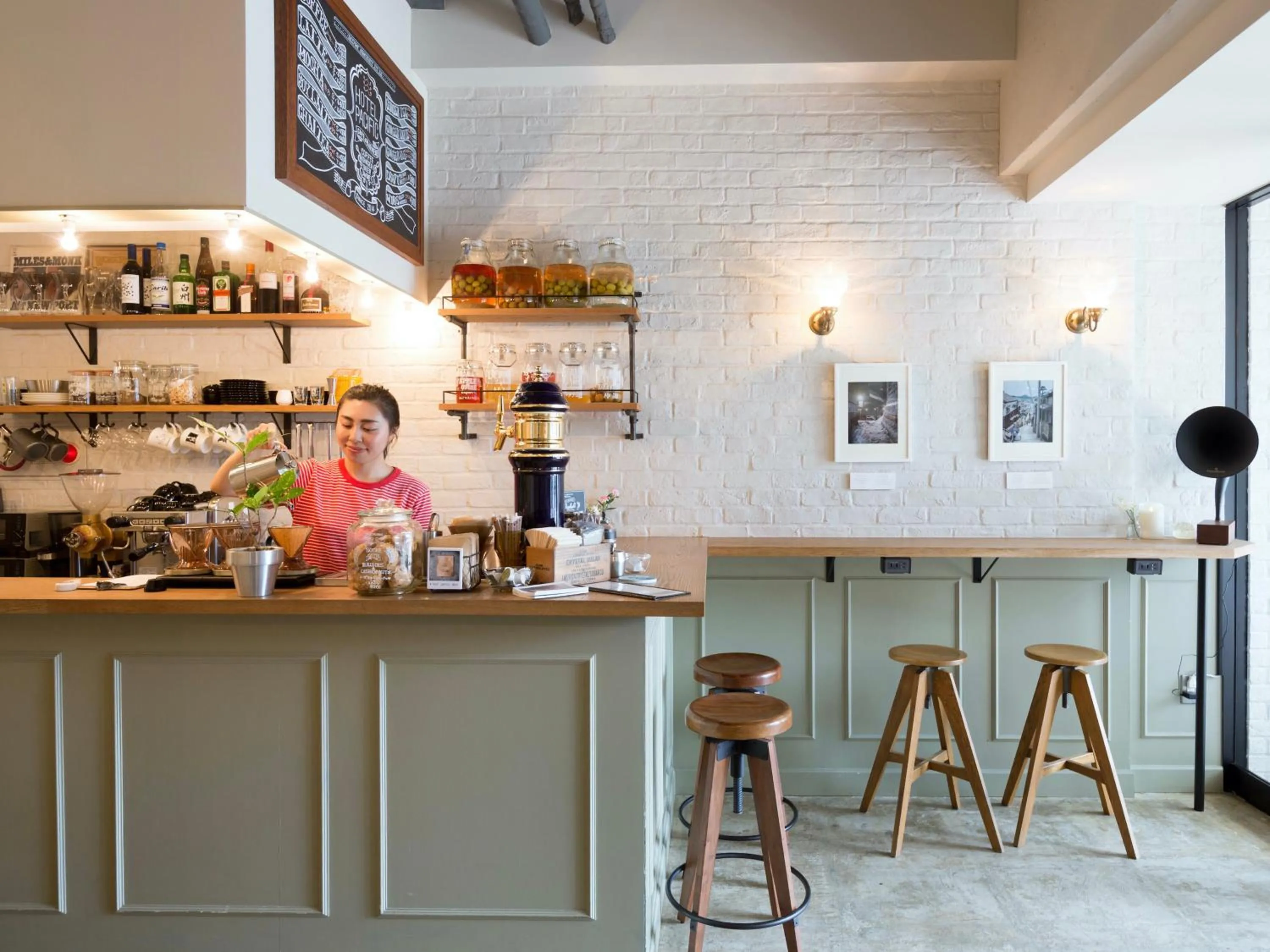 Lounge or bar in Hotel Pacific Kanazawa