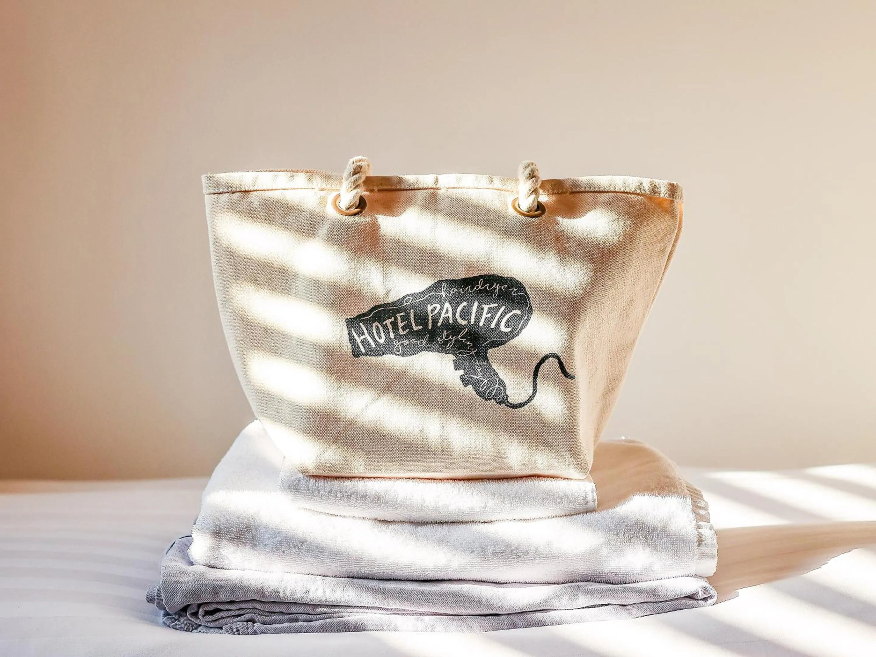 Photo of the whole room, Bed in Hotel Pacific Kanazawa