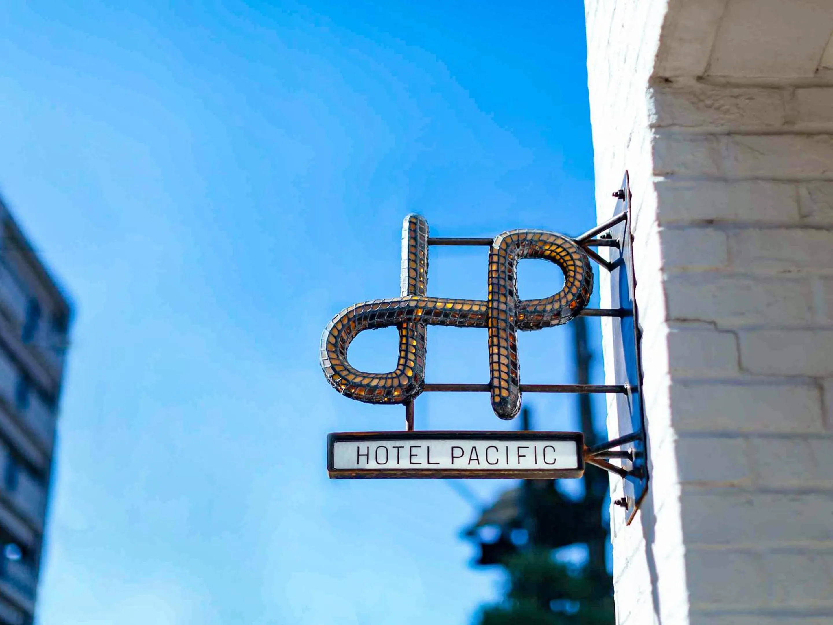 Logo/Certificate/Sign in Hotel Pacific Kanazawa