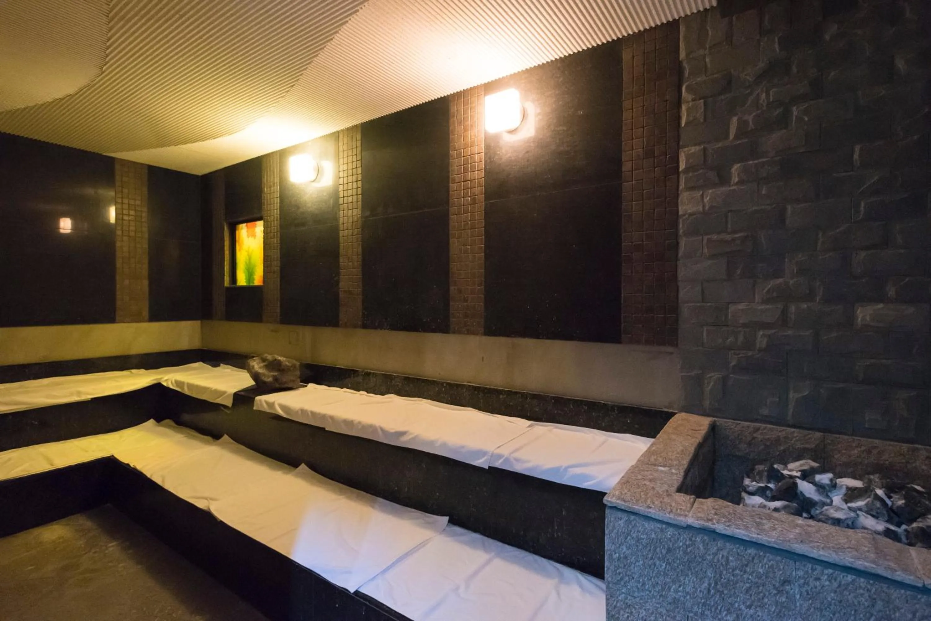 Sauna, Bed in Awara Grand Hotel