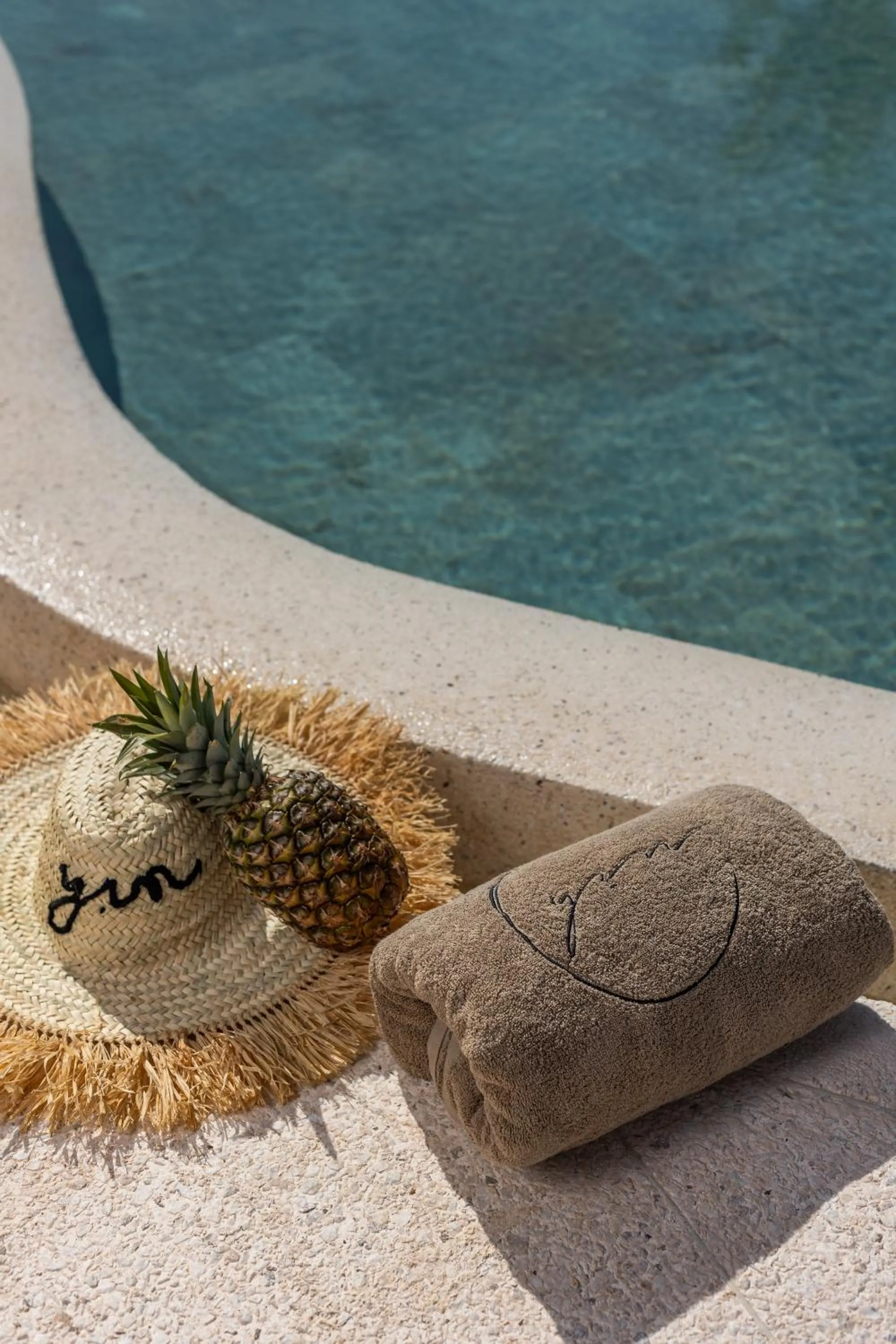 Swimming pool in Yin Hotel & Spa