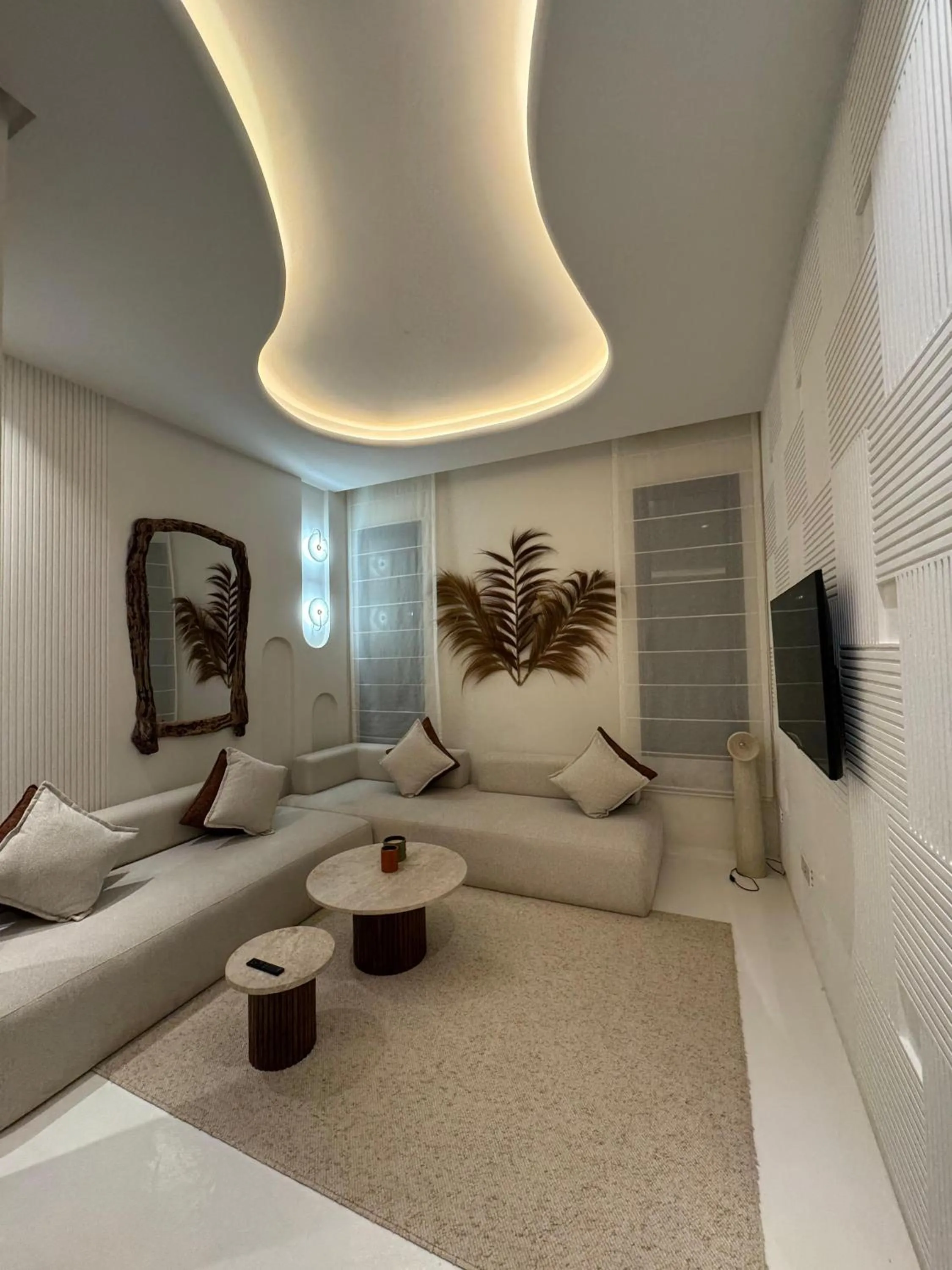 TV and multimedia, Bed in Yin Hotel & Spa