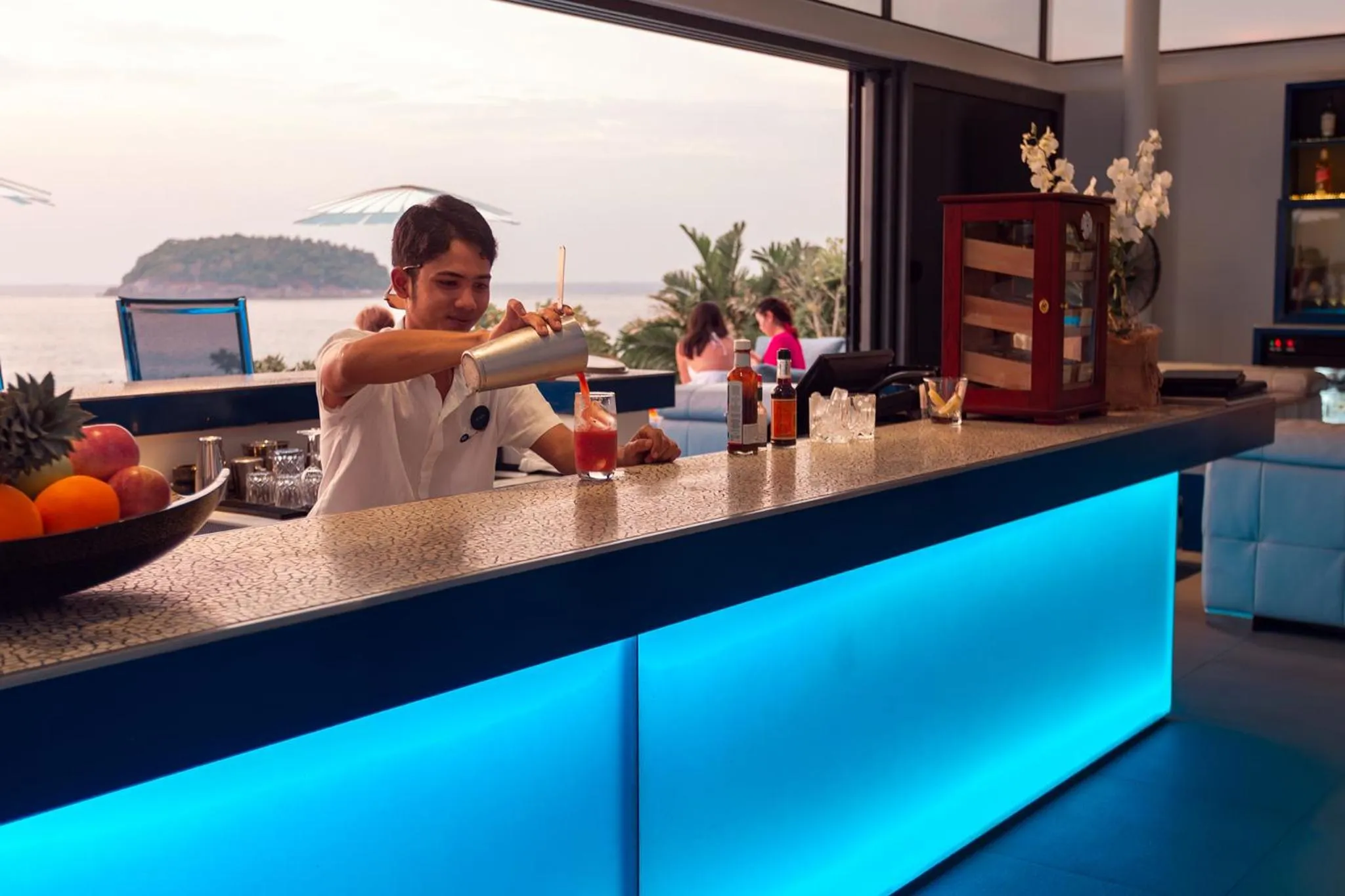 Lounge or bar in Kata Rocks