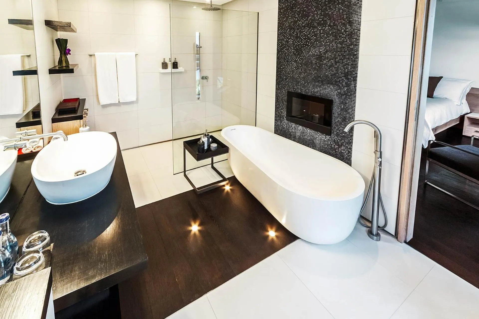 Bathroom in Kata Rocks