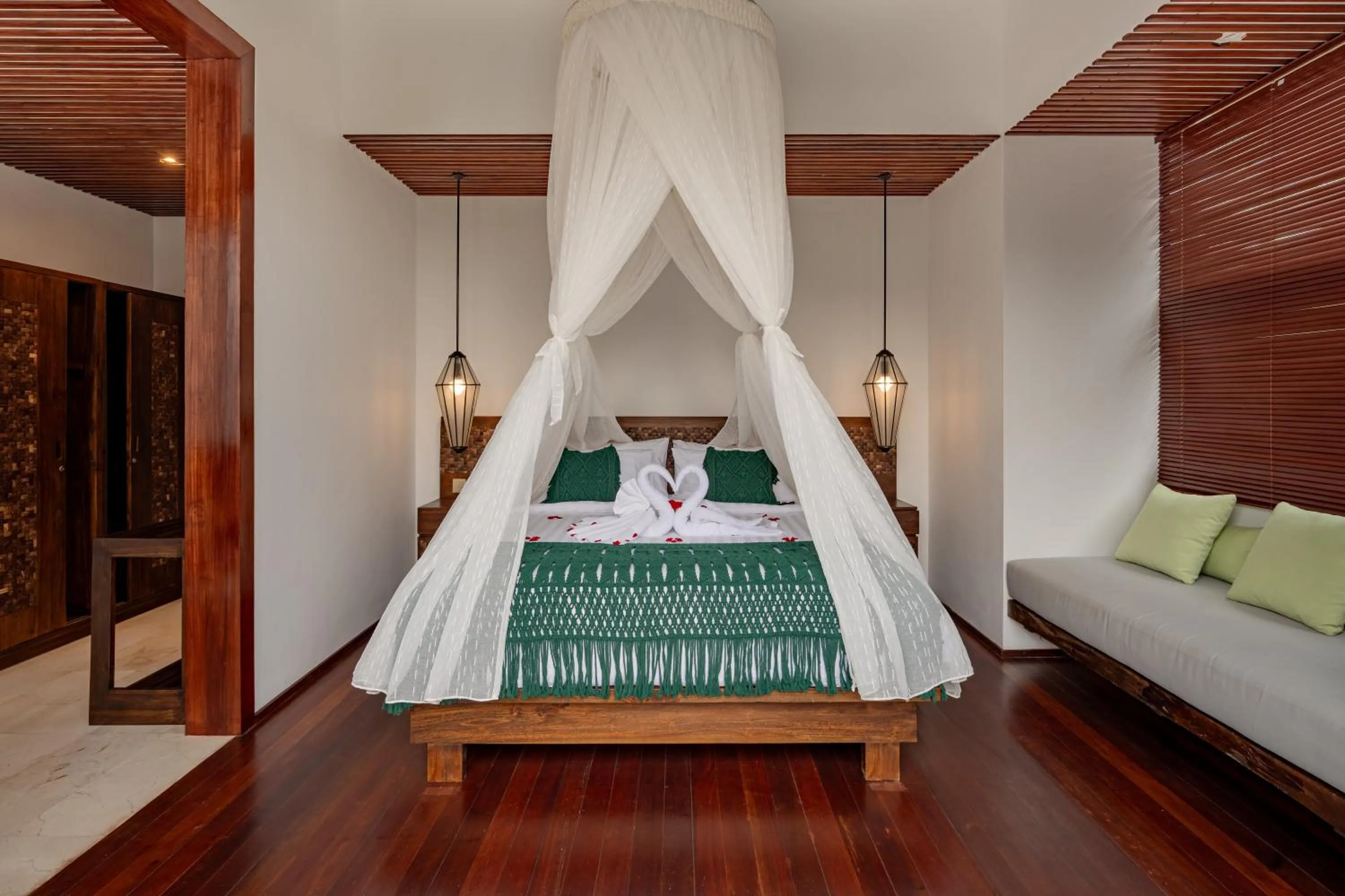 Bedroom, Bed in E Sanctuary Resort Ubud