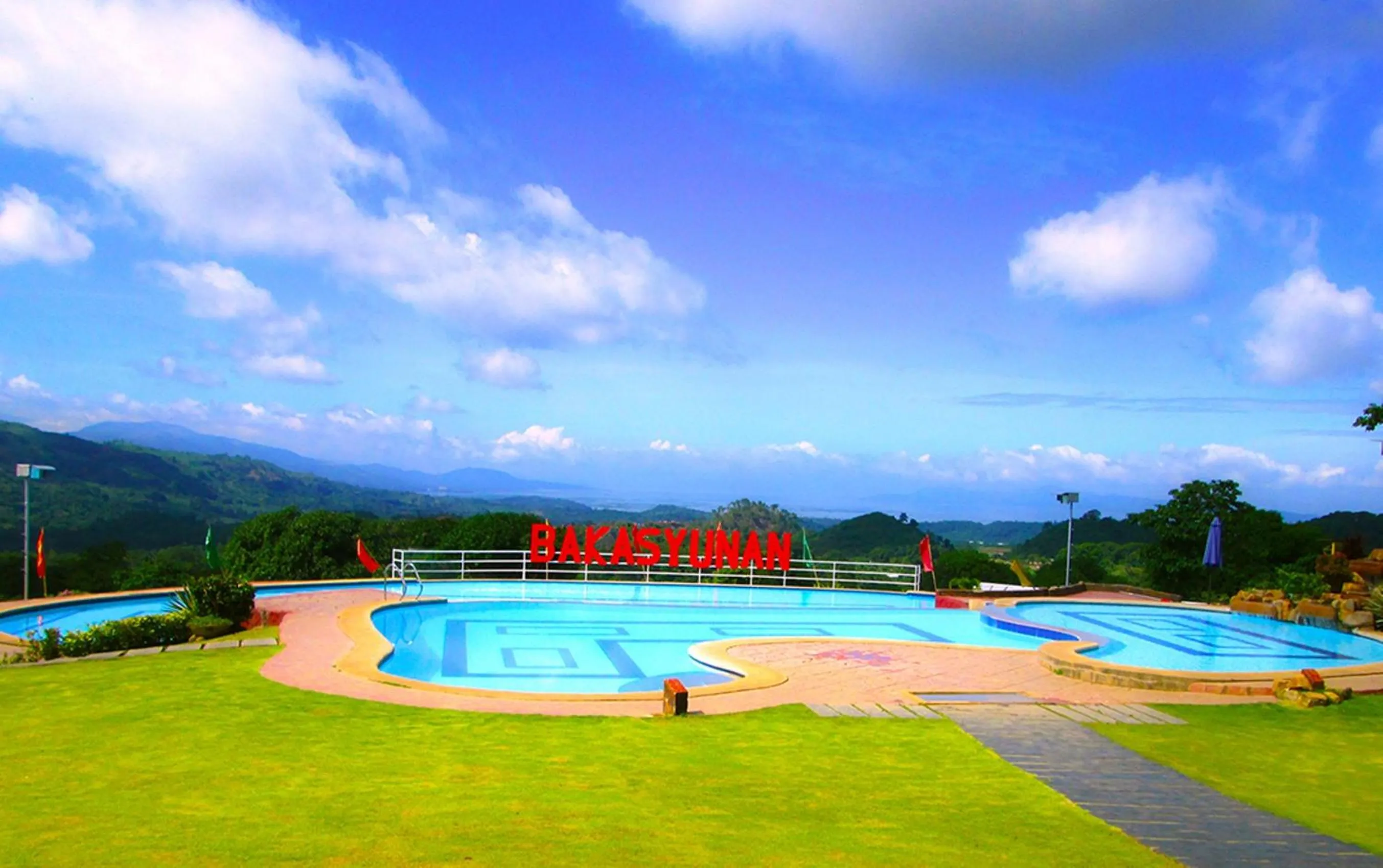 Swimming pool in Bakasyunan Resort and Conference Center - Tanay