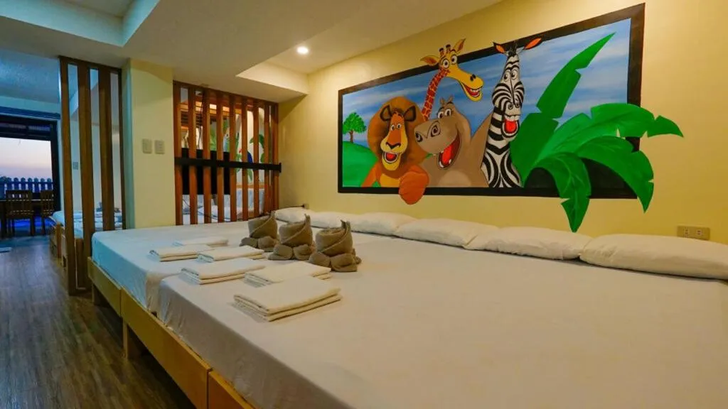 Property building, Bed in Bakasyunan Resort and Conference Center - Zambales