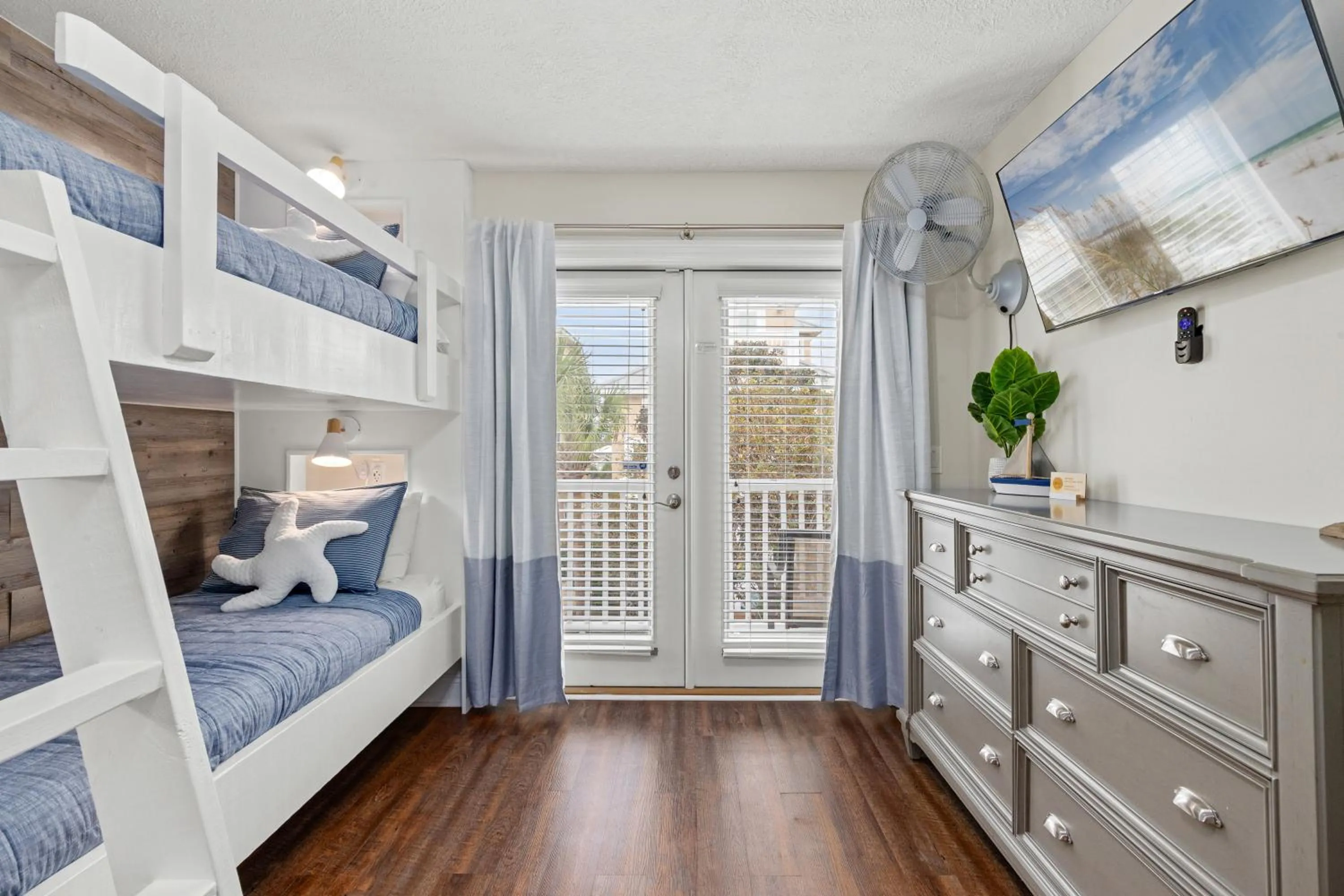 Bed in Escape to Sand Dollar Holler: Coastal Retreat, 3 Beds, 25 Baths, Sleeps 10!