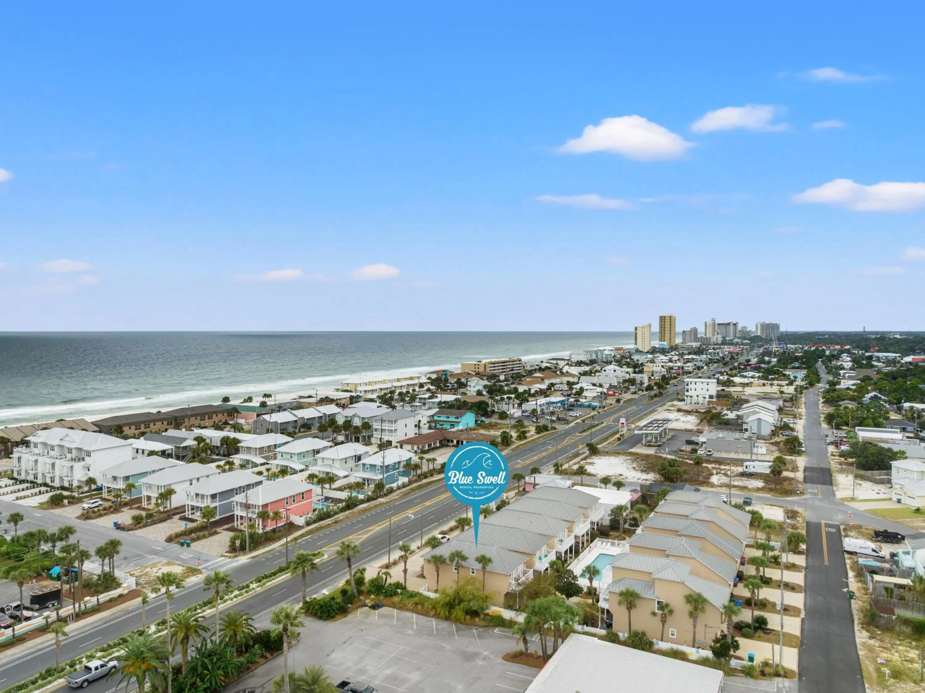 Escape to Sand Dollar Holler: Coastal Retreat, 3 Beds, 25 Baths, Sleeps 10!