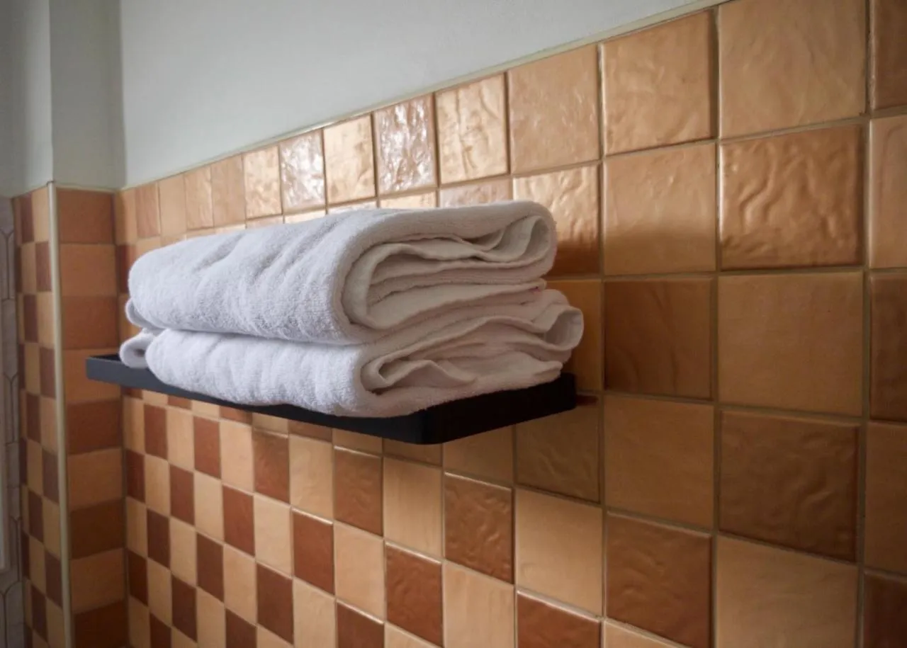 Bathroom in Sugar and Spice Inn