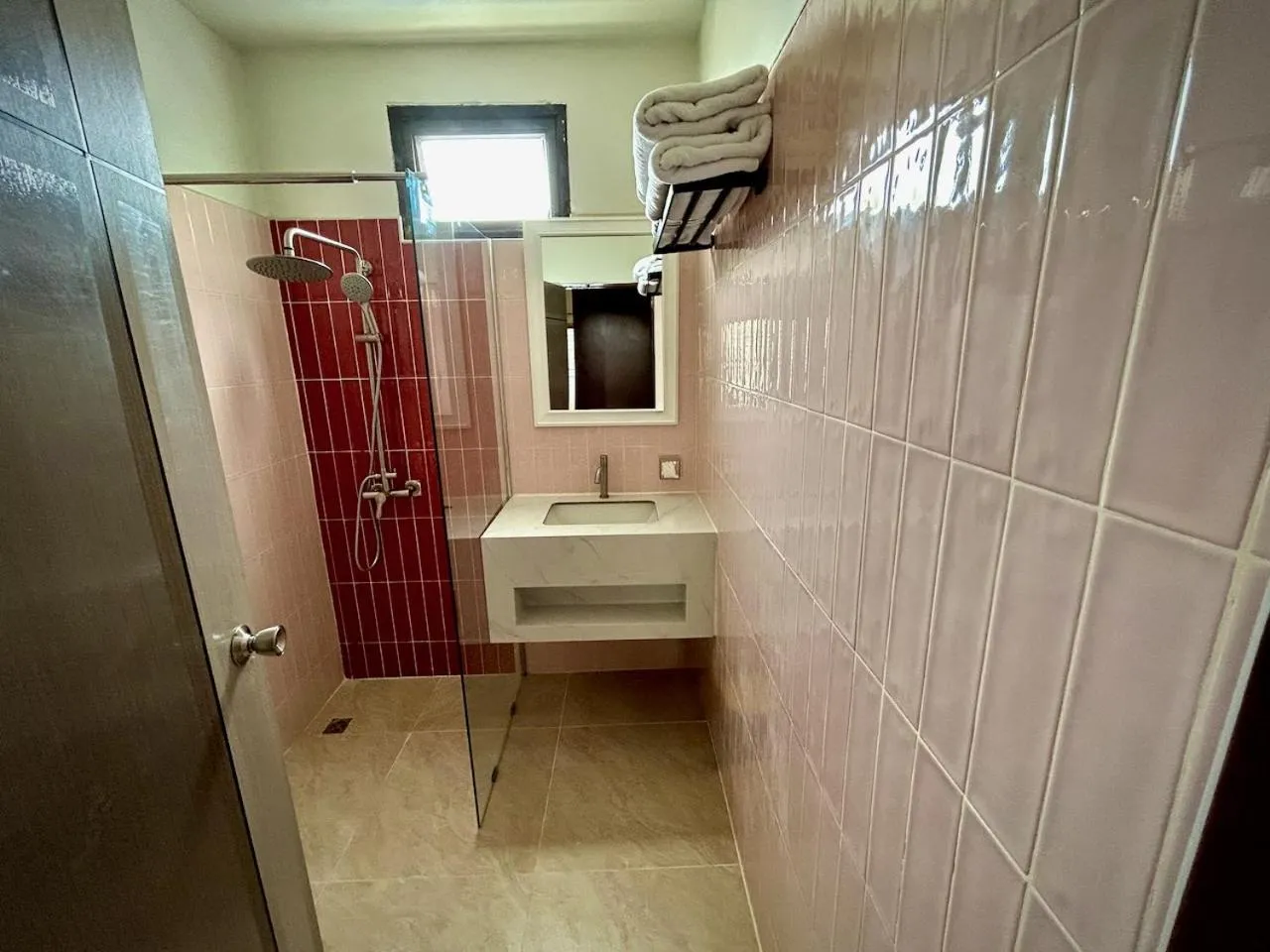 Bathroom in Sugar and Spice Inn