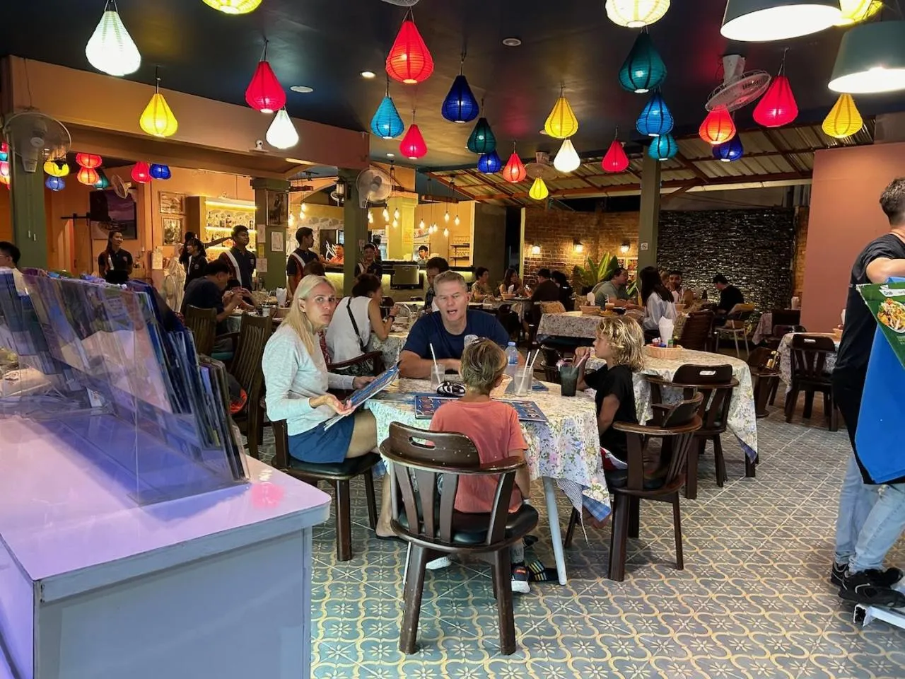 Restaurant/places to eat in Sugar and Spice Inn