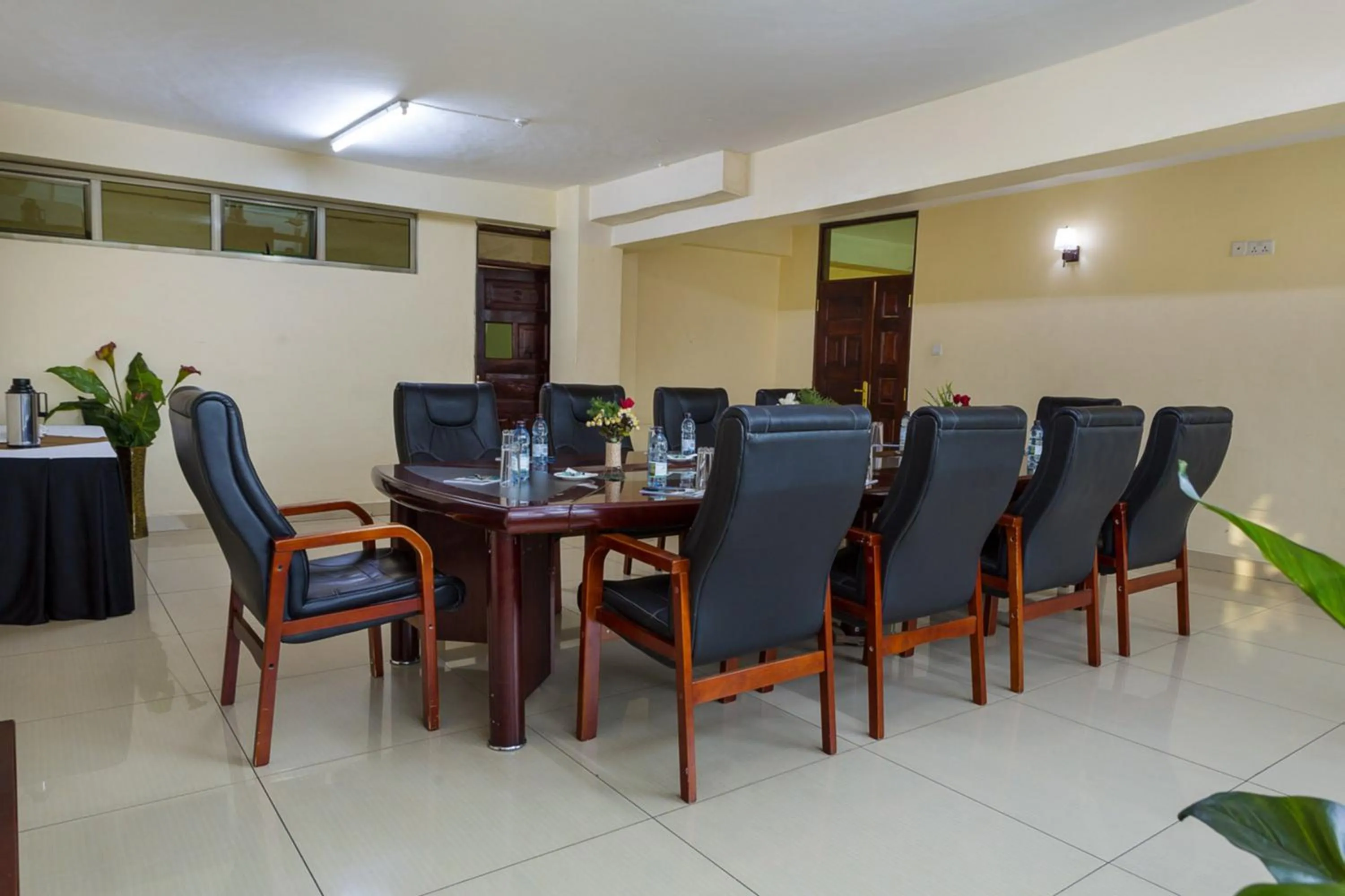 Banquet/Function facilities in Legacy Hotel and Conference Centre ltd