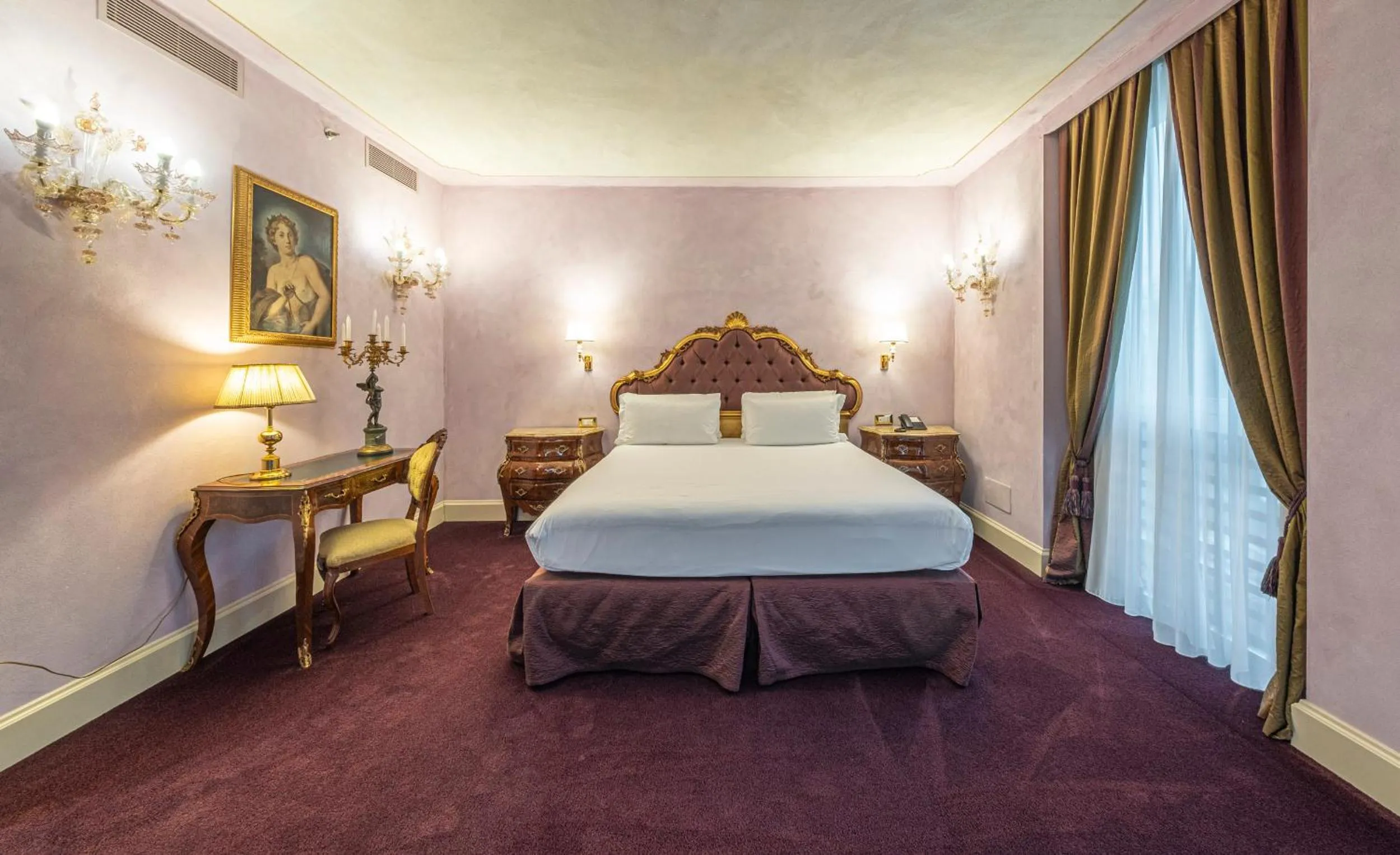 Bed in Hotel Villa Barbarich