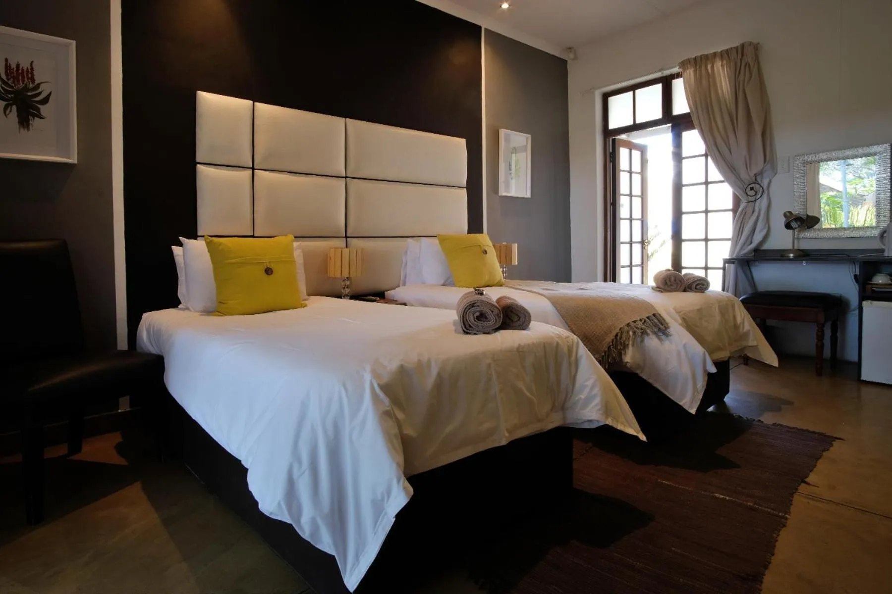 Garden view, Bed in Cu Guest House