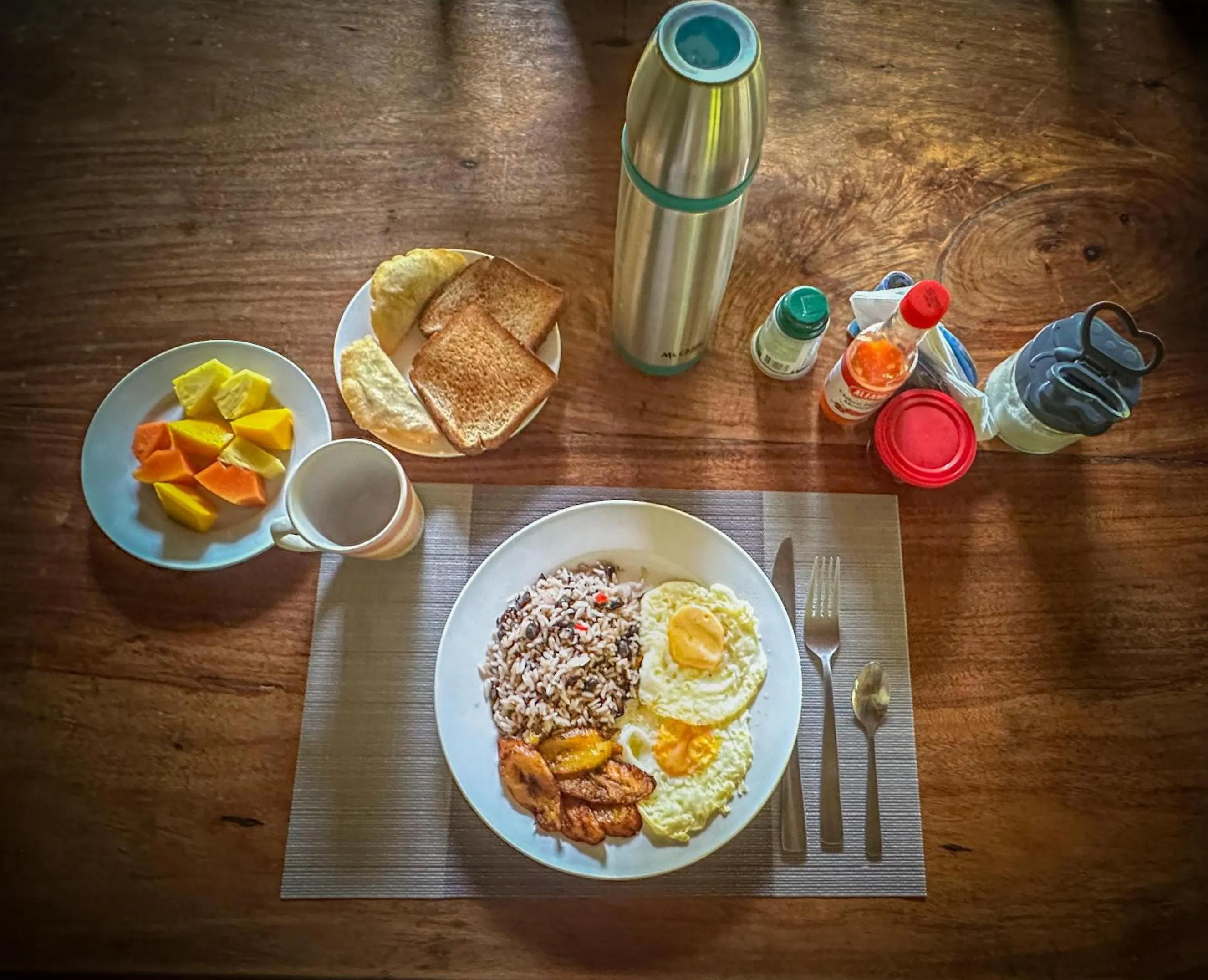 Breakfast in Ventanas en Corcovado