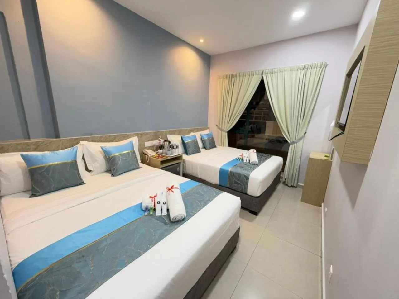 Bedroom, Bed in AQ Hotel