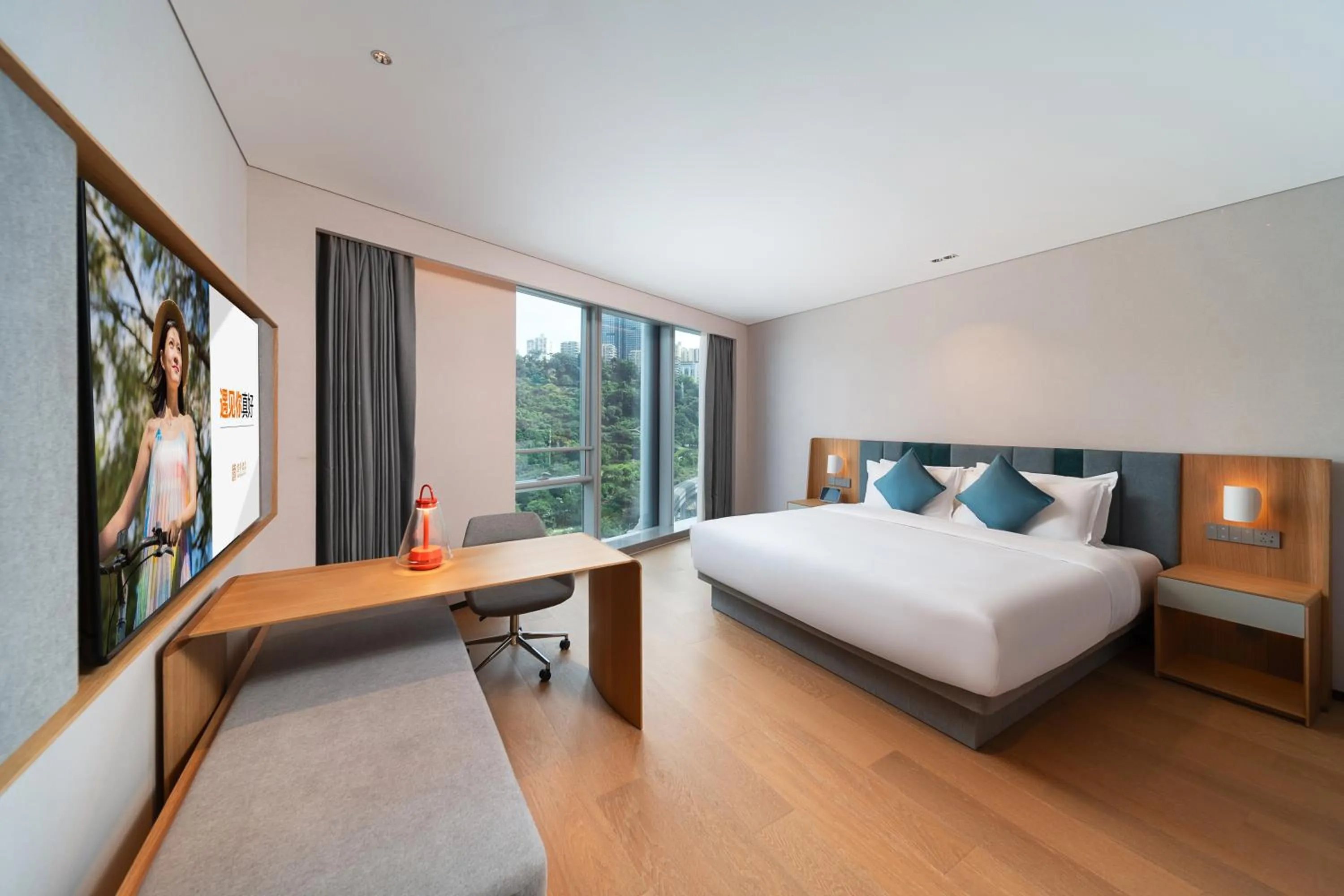 Photo of the whole room, Bed in Pagoda Hotel Of SSAW ChongQing International Land-sea