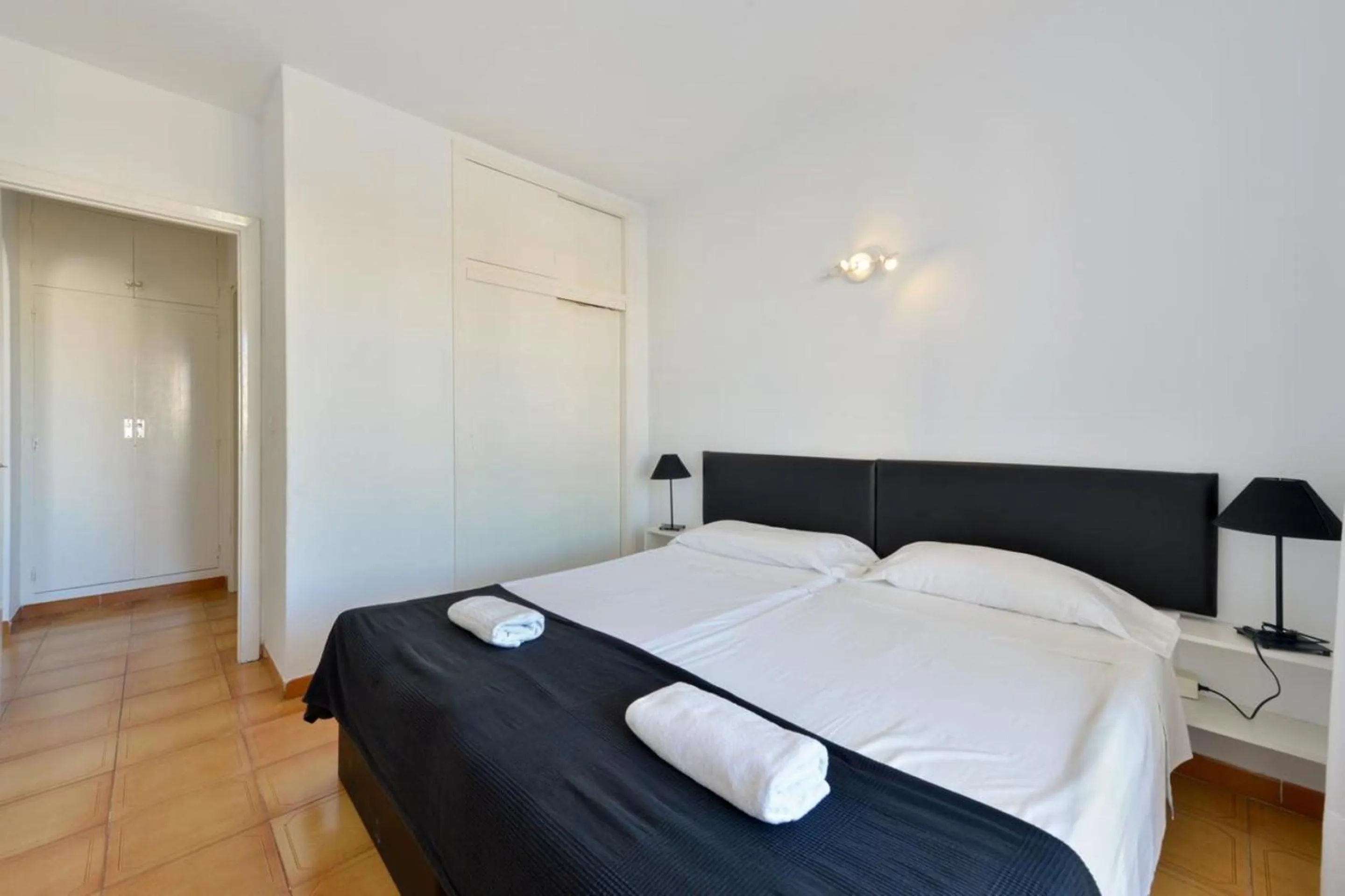 Bedroom, Bed in Apartamentos San Antonio Beach