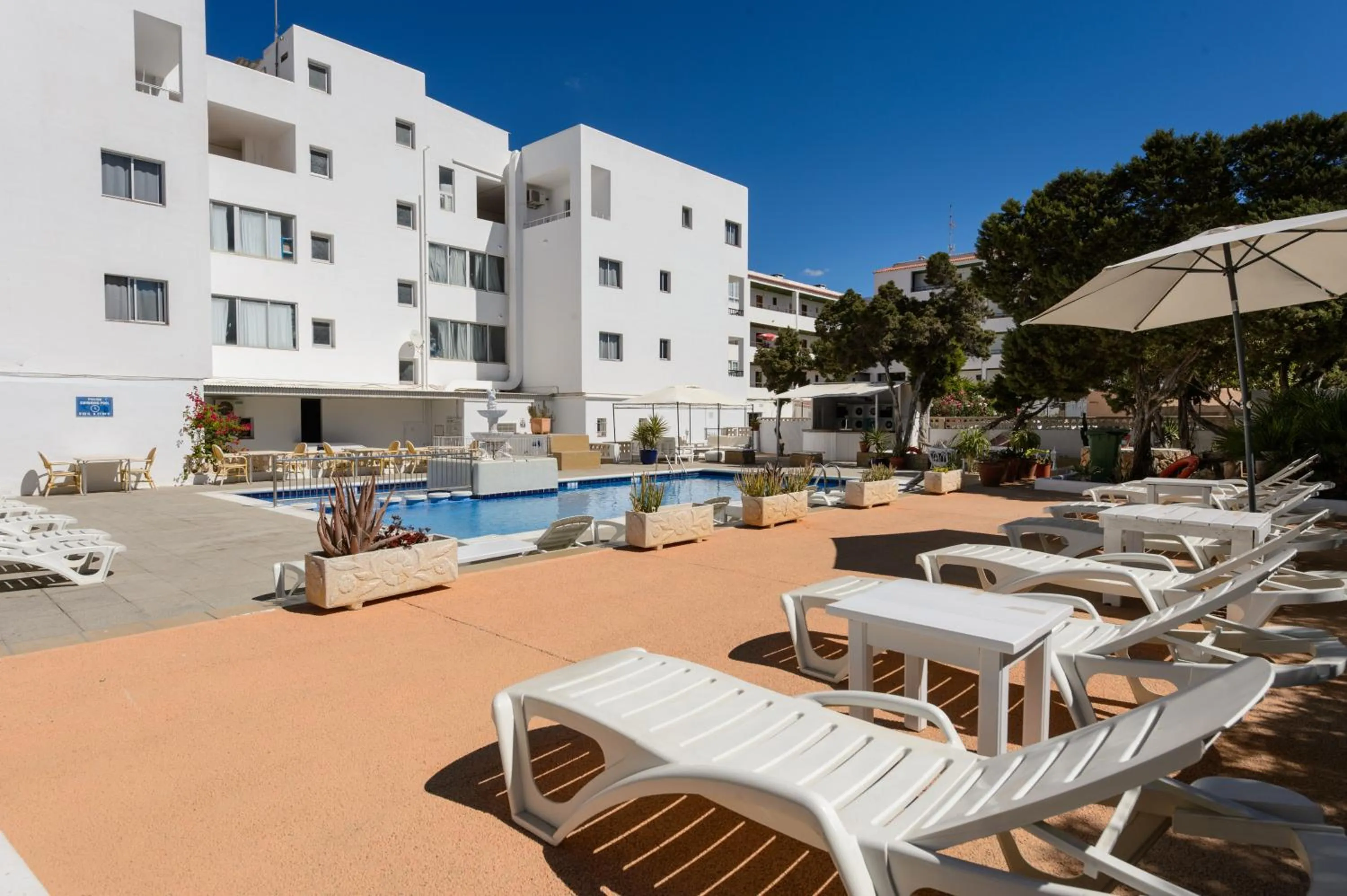 Swimming pool in Apartamentos San Antonio Beach