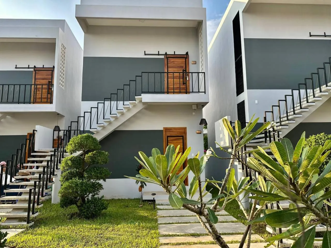 Property building in The R&B Boutique