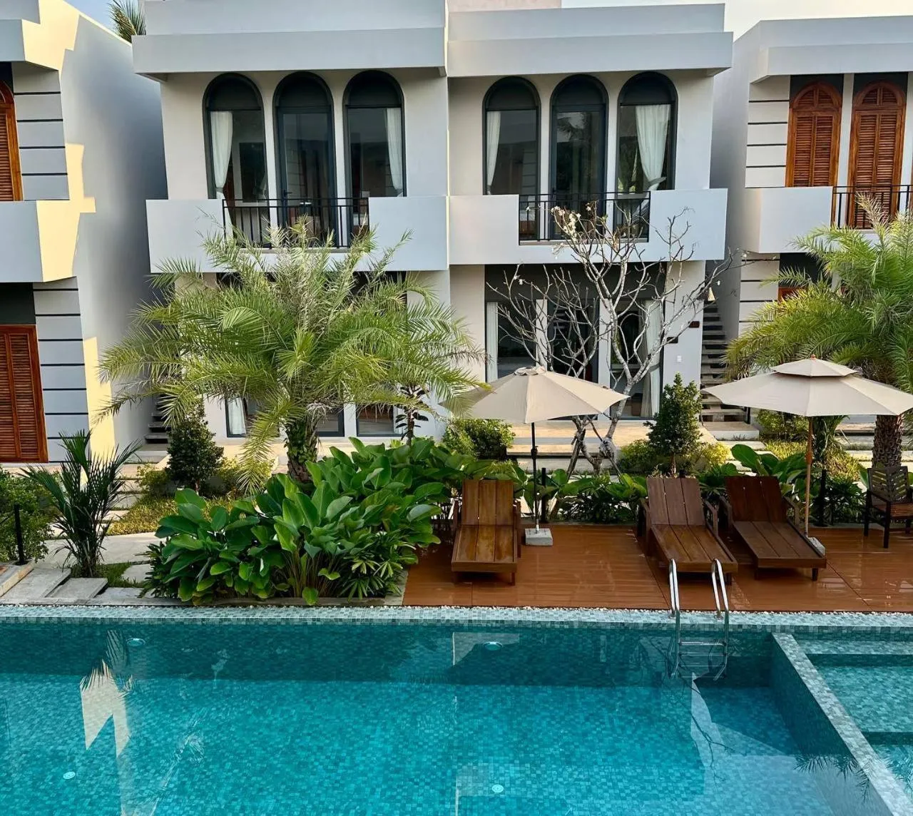 Property building in The R&B Boutique