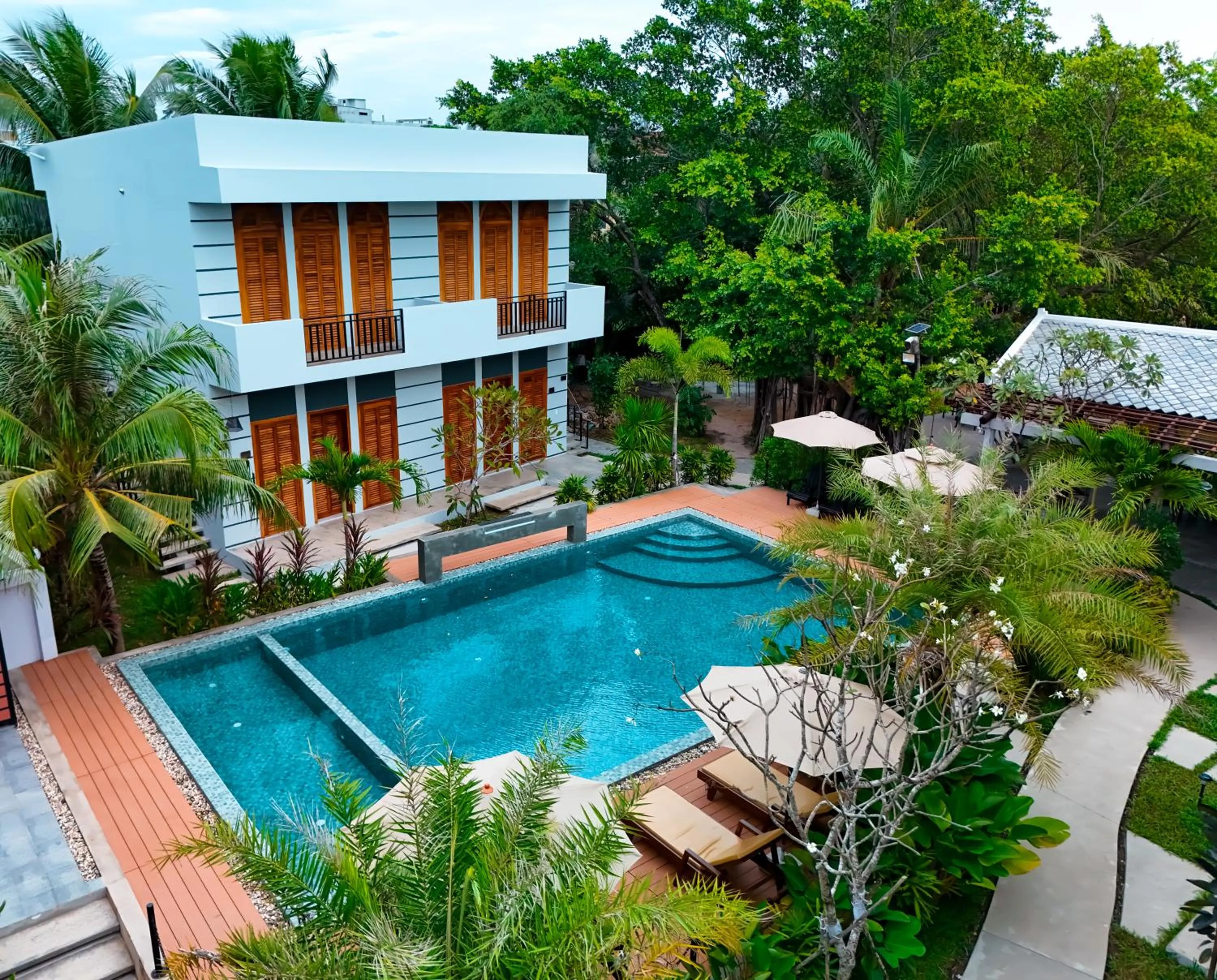 Property building in The R&B Boutique