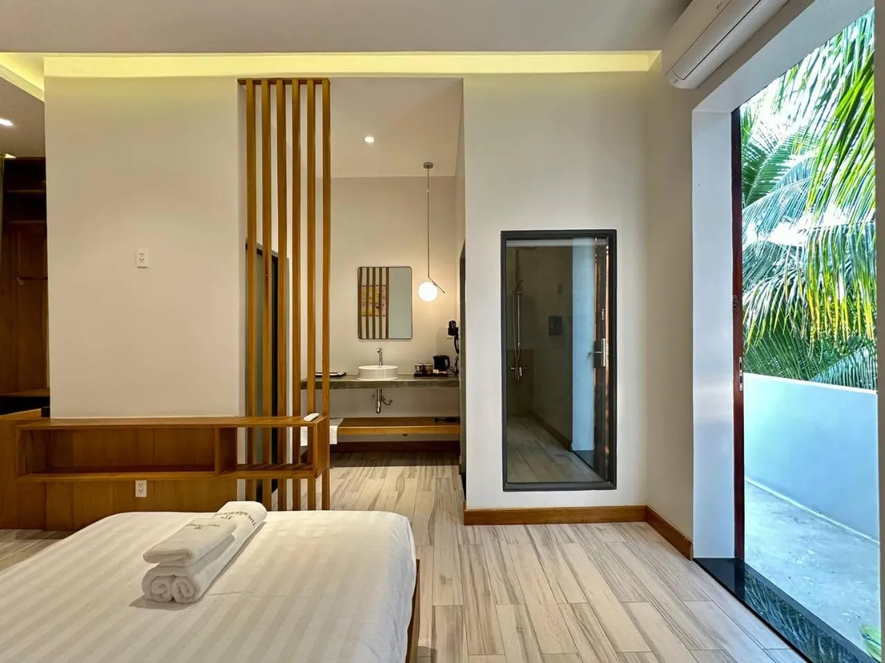 Bed in The R&B Boutique