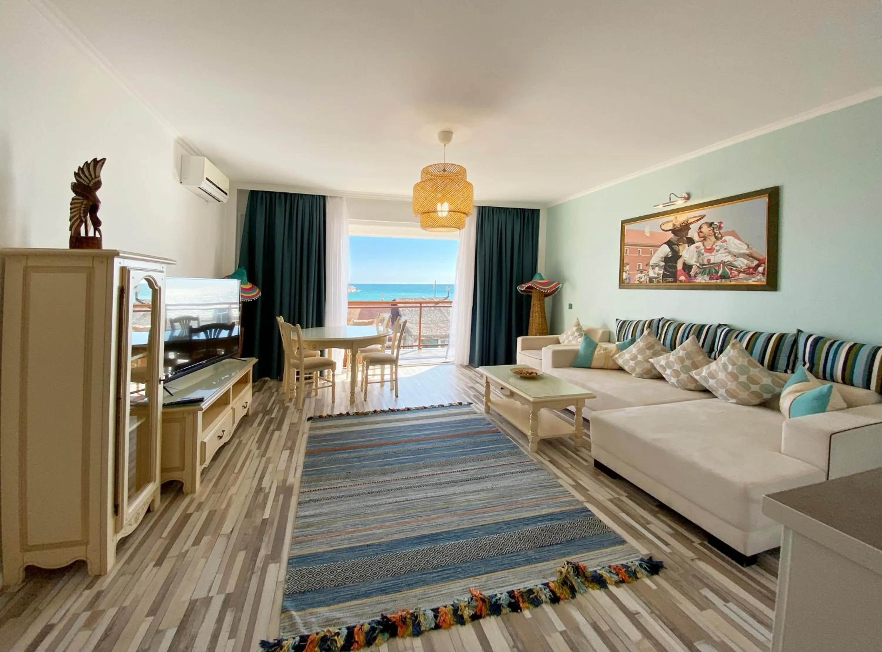 TV and multimedia in Boutique Citadel