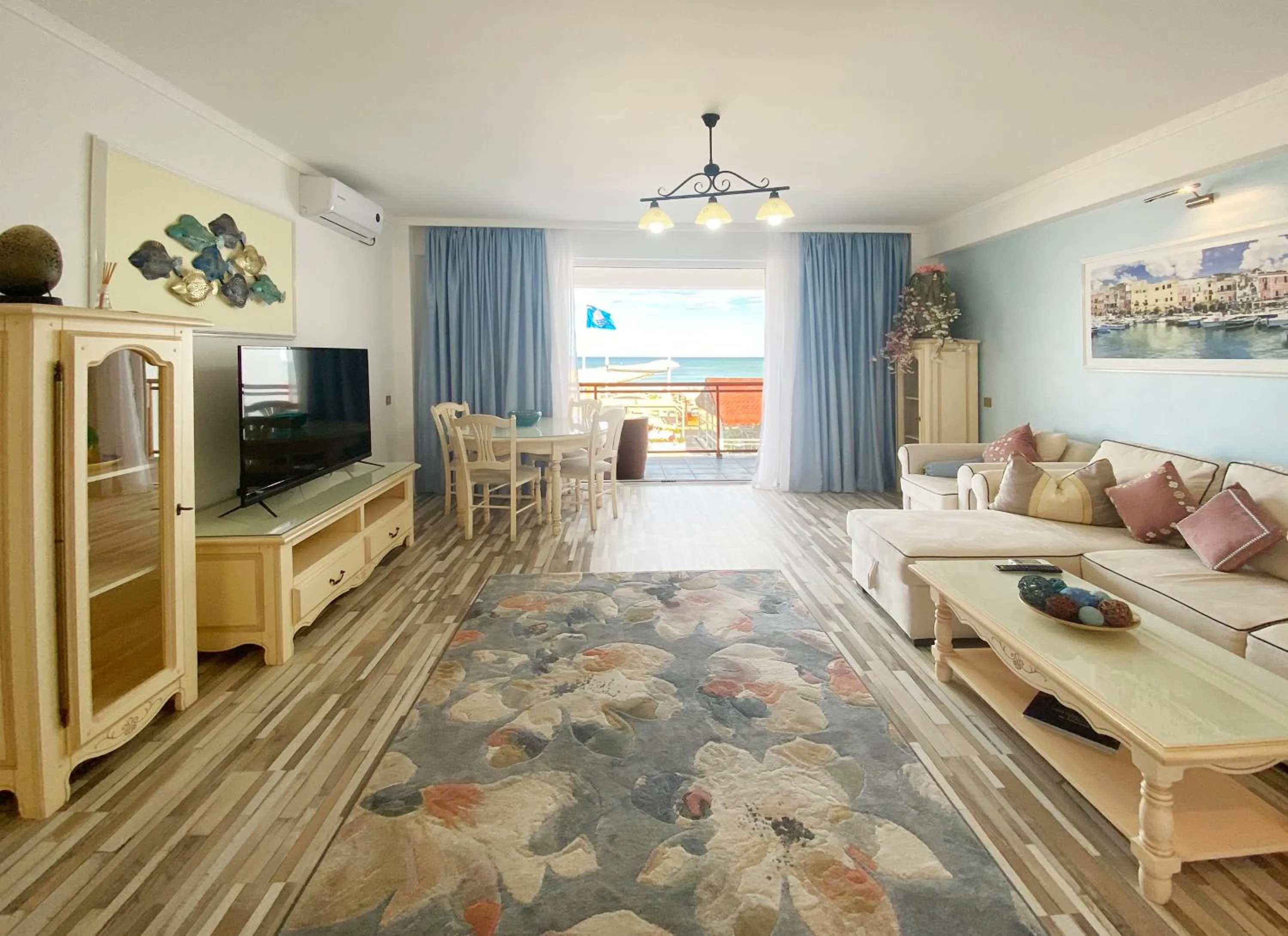 TV and multimedia in Boutique Citadel