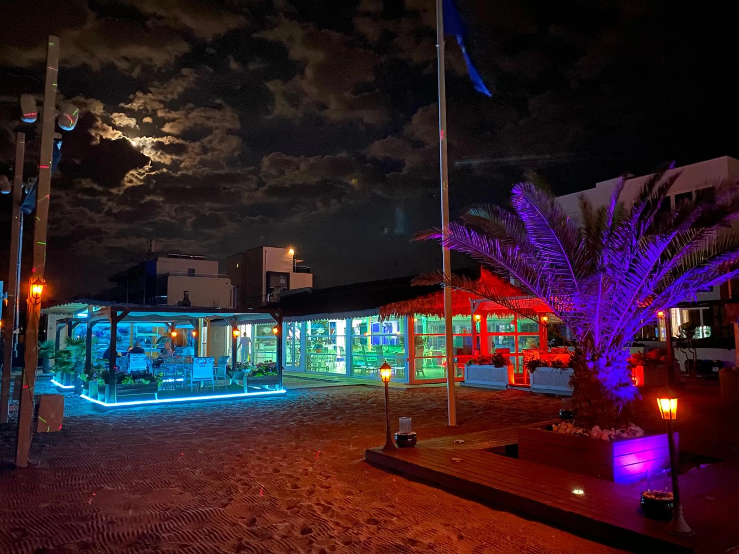 Night in Boutique Citadel