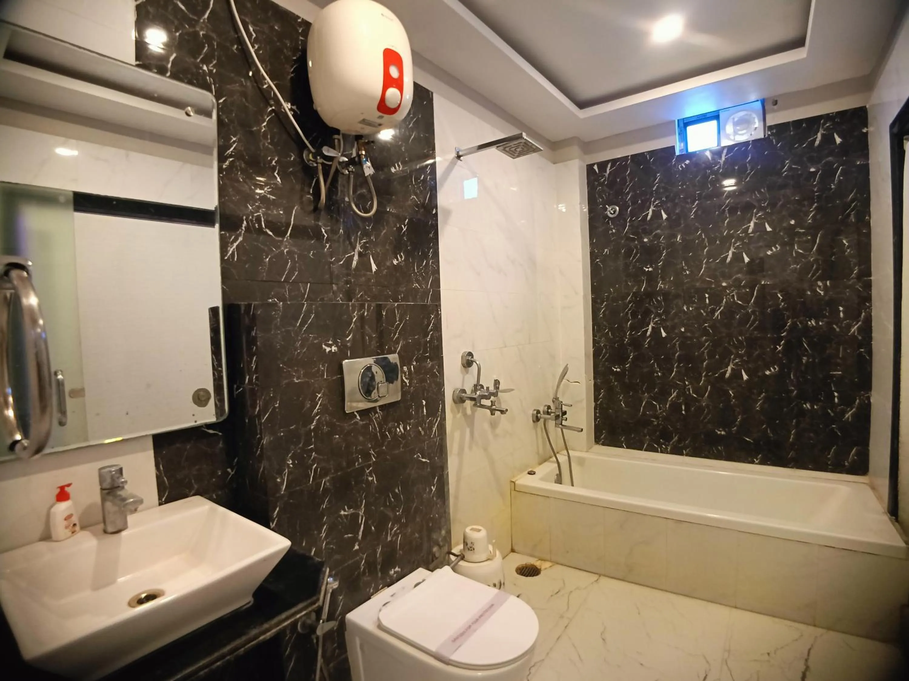 Shower in Samudra Bilas Resort, Mandarmoni