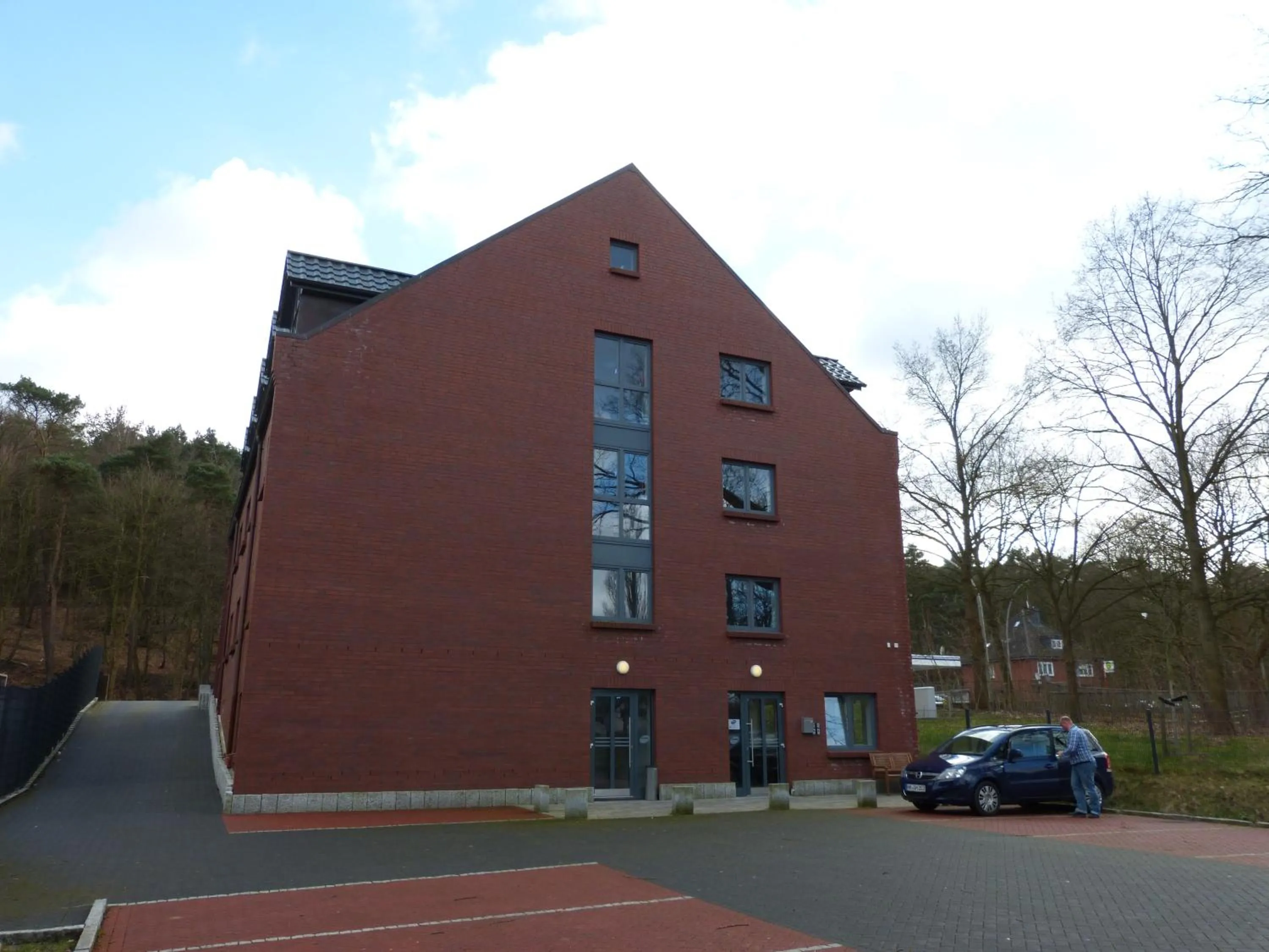 Facade/entrance in Hansehus