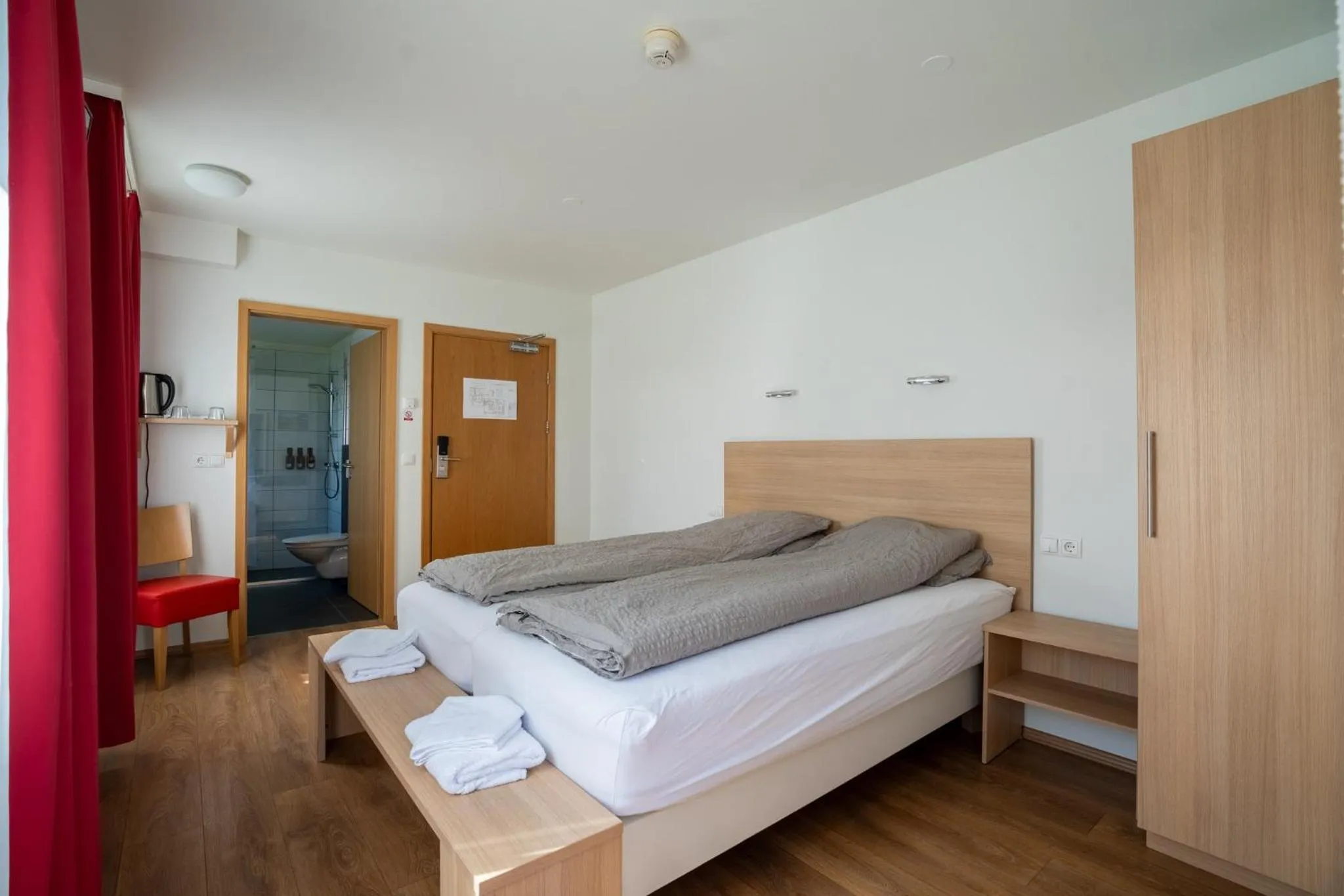 Bedroom, Bed in Hotel Eskifjörður