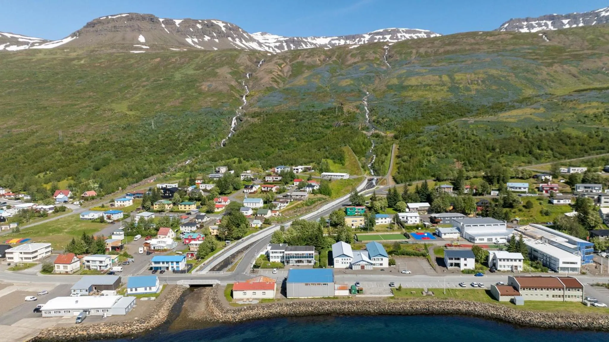 Property building in Hotel Eskifjörður