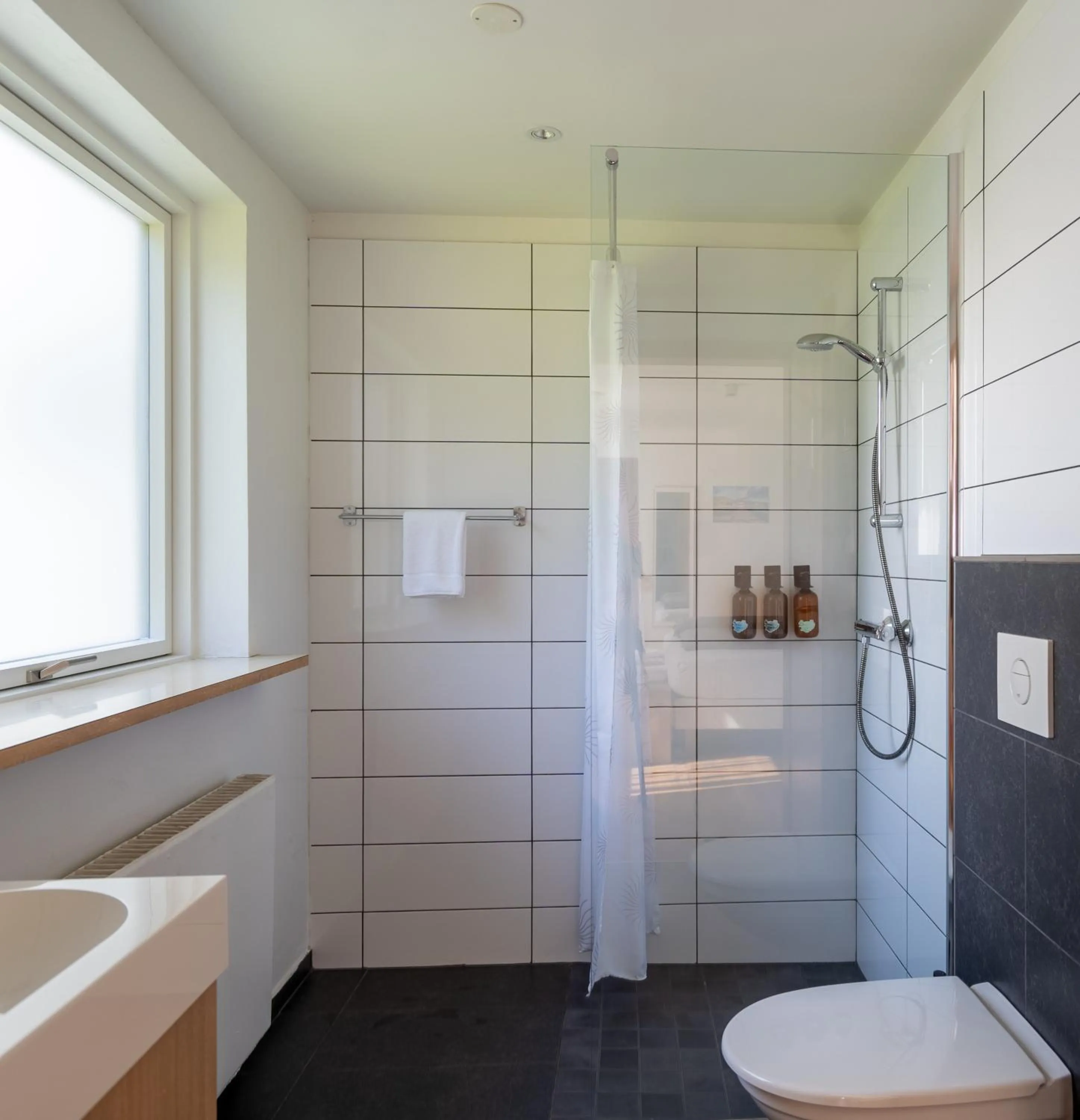 Shower in Hotel Eskifjörður